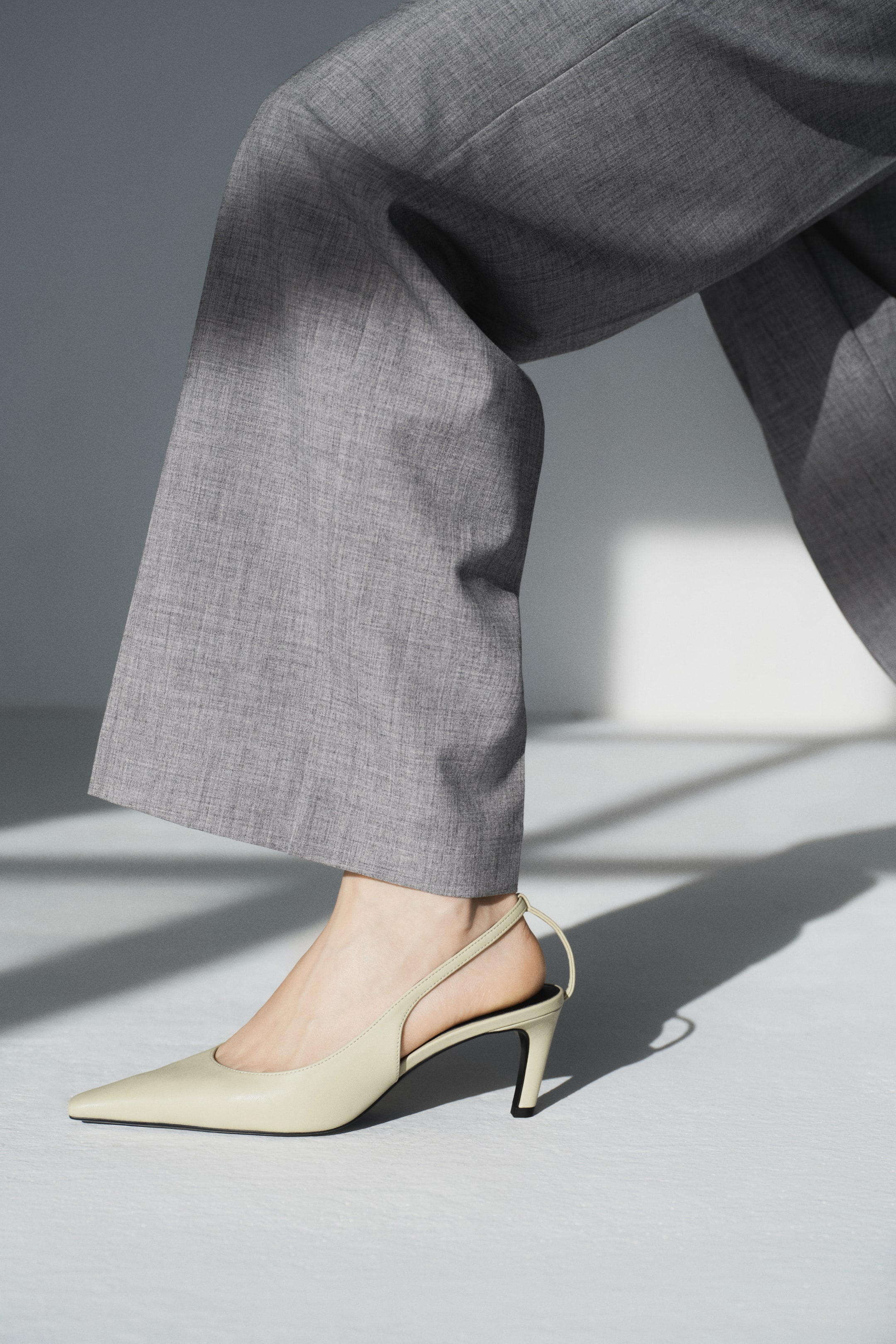 View larger image: Dress Pants - Gray melange - Ladies | H&M US 2