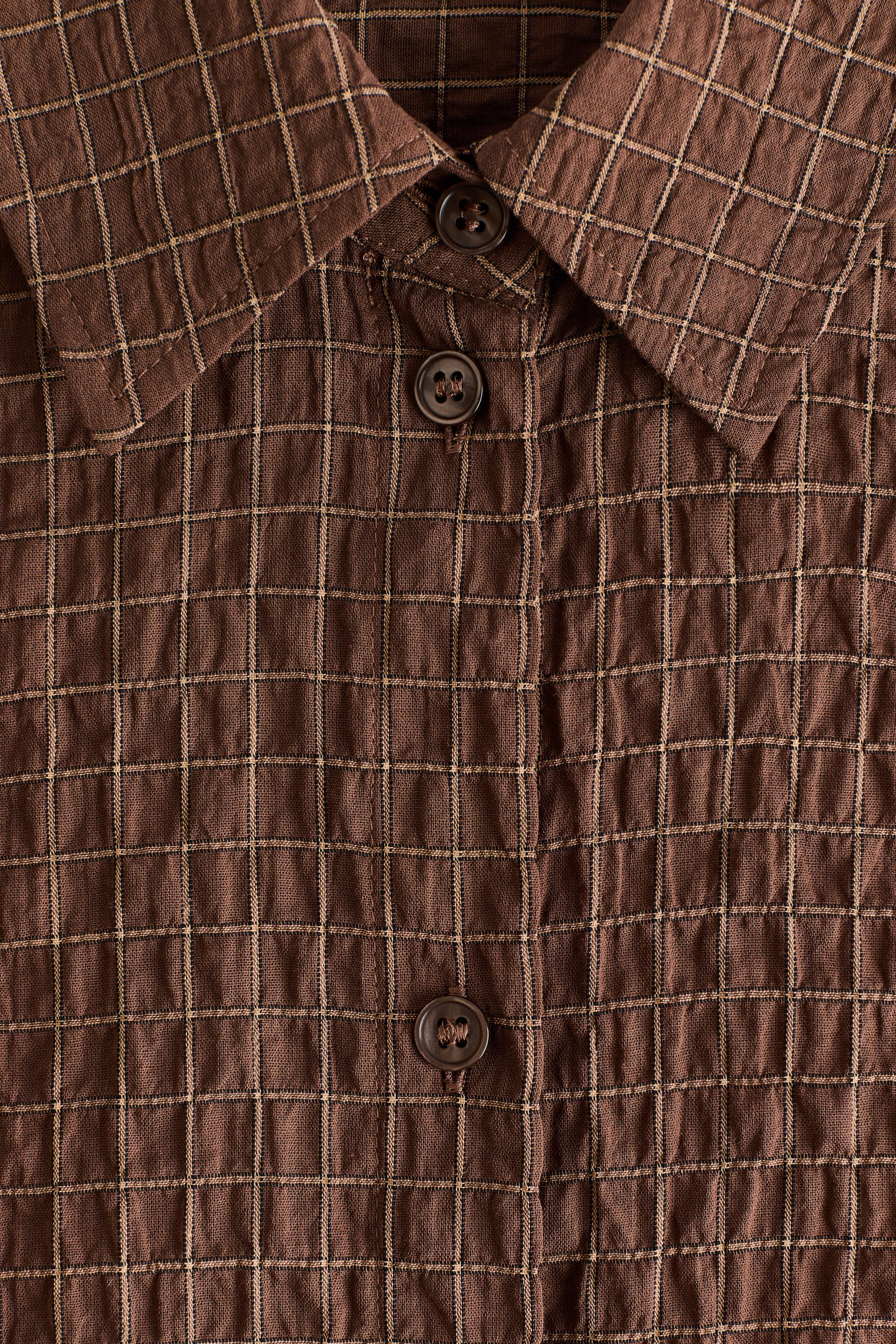 Chemise en crépon de coton avec un foulard