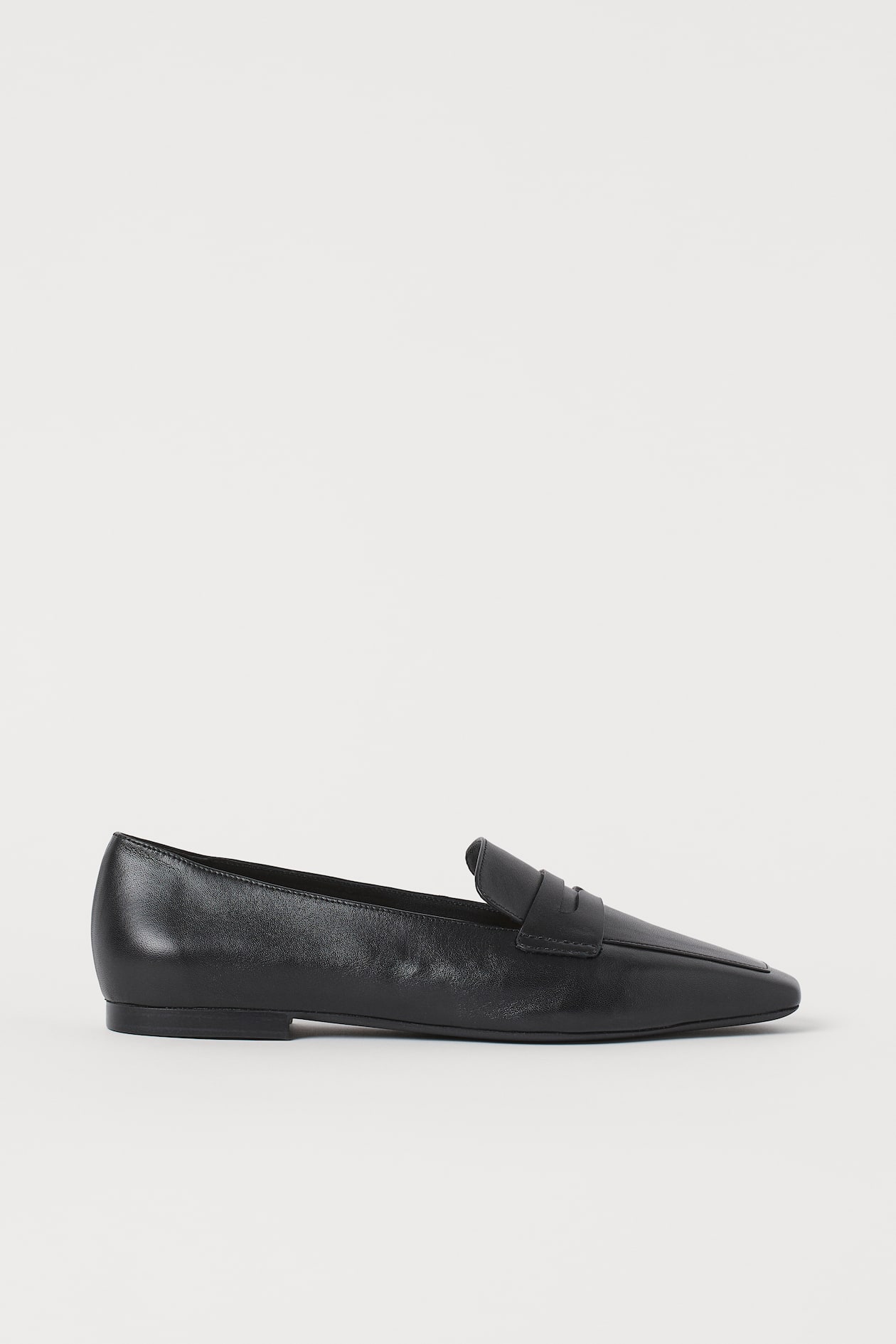 Loafers - Low heel - Black/leather - Ladies | H&M US