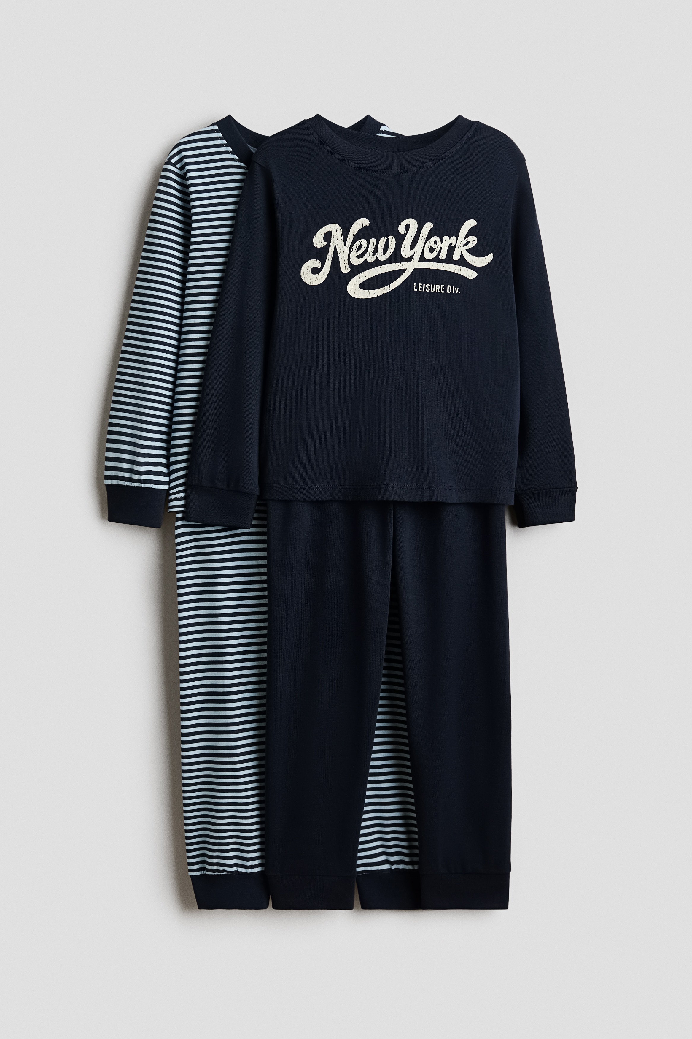 2-pack printed cotton pyjamasModel