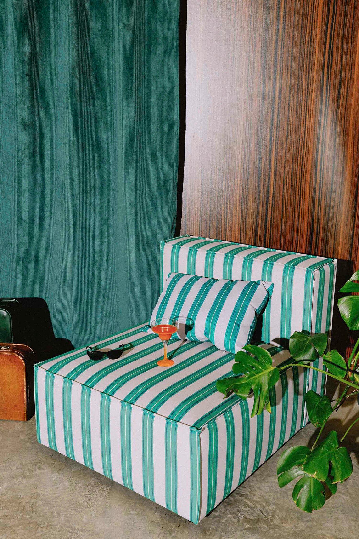 Sillon Lounge Harper - Estampado Groovy/Estampado Grid/Estampado Stardust