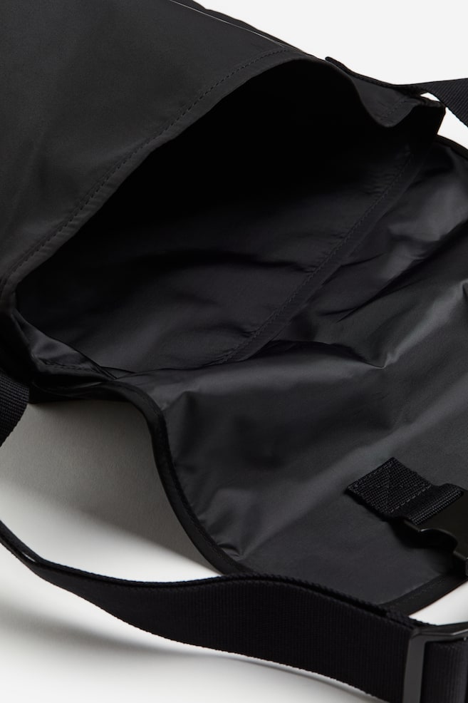 Messenger bag - Black/Khaki green - 4