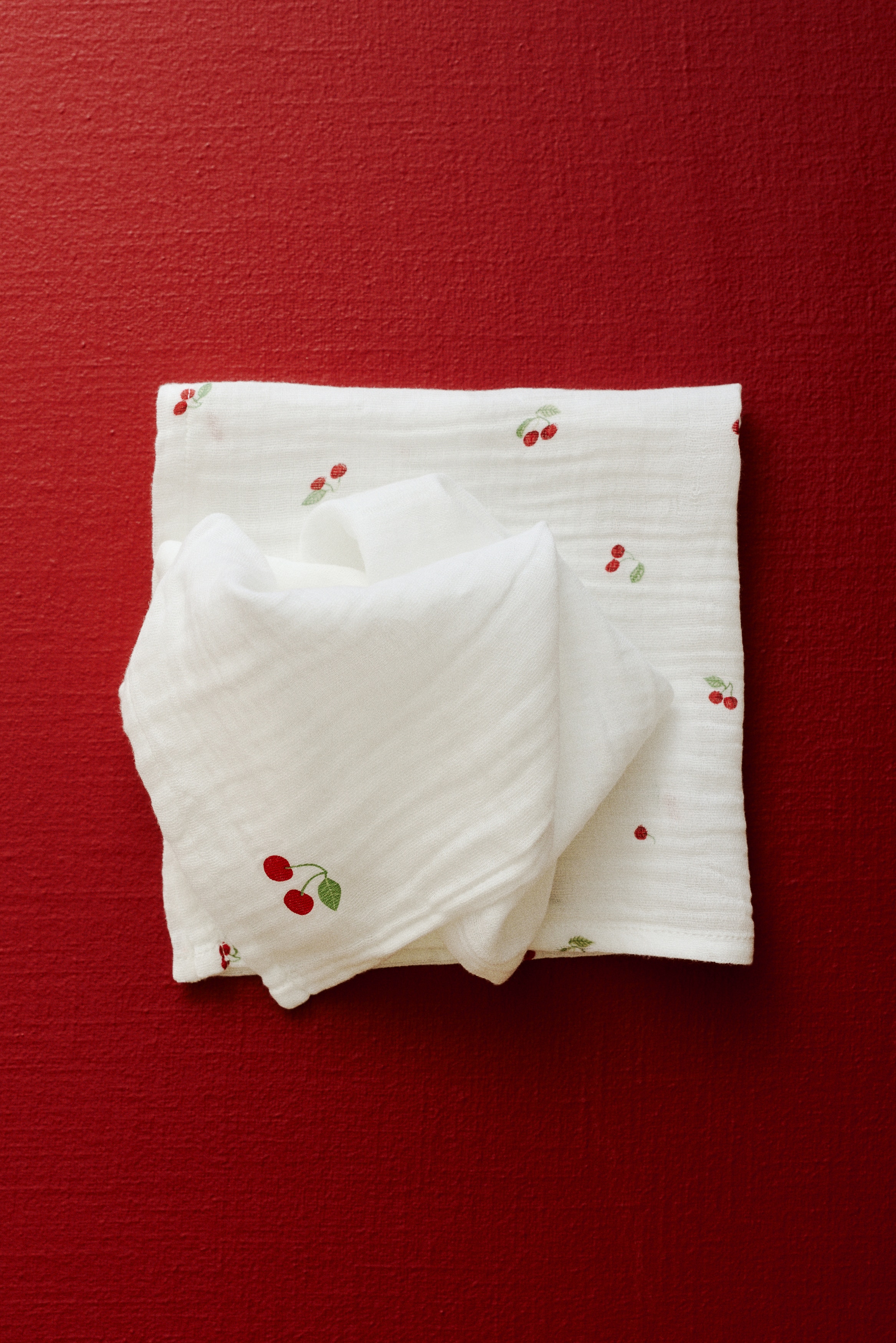 2-pack liten gulpeklut i musselin - Hvit/Kirsebær/Lys muldvarp/Blomstret/Cream/Blomstret/Lys rosa/Blomstret/Lys blå/Fly
