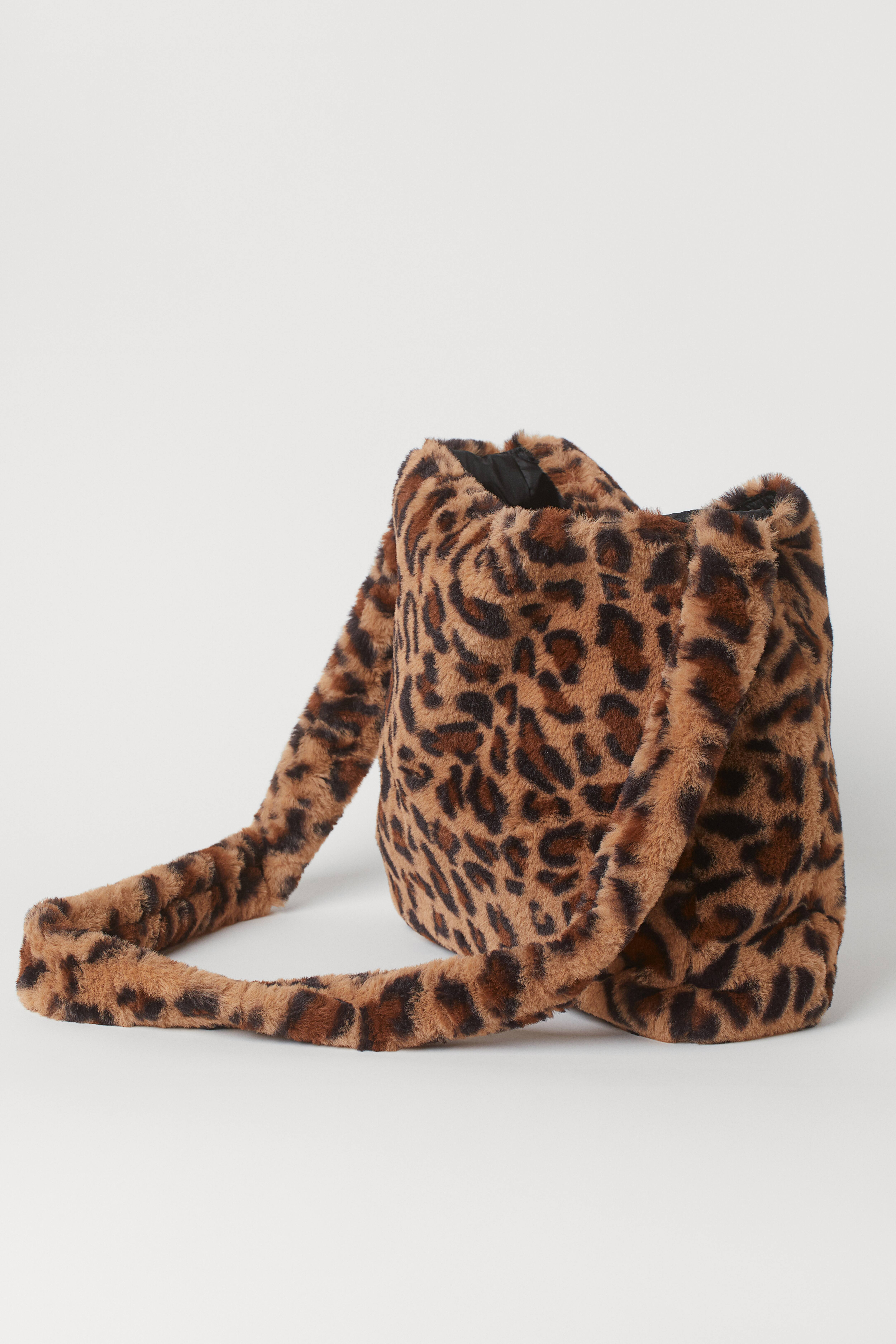 Leopard fur shoulder bag hotsell