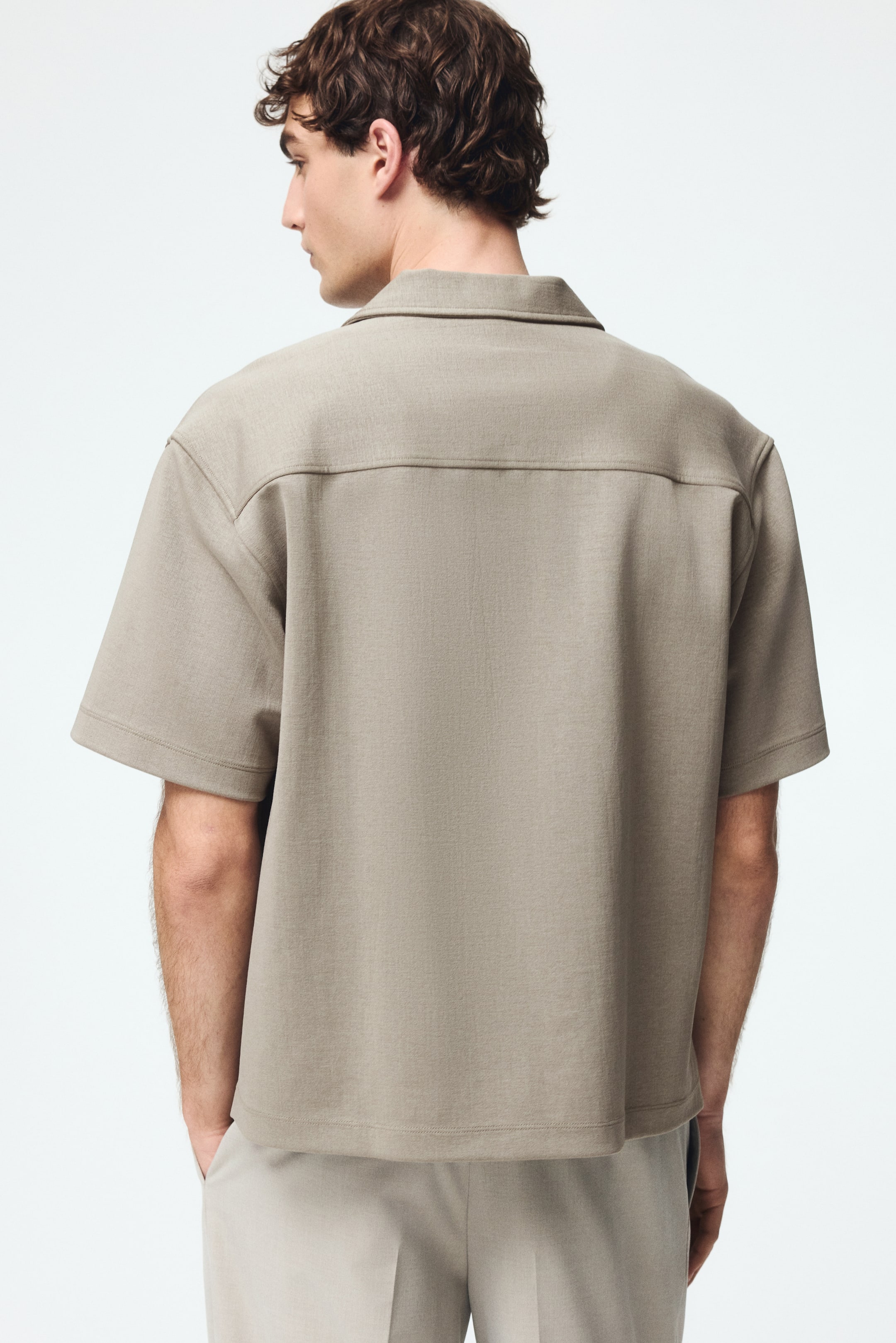 Chemise décontractée à col cubain