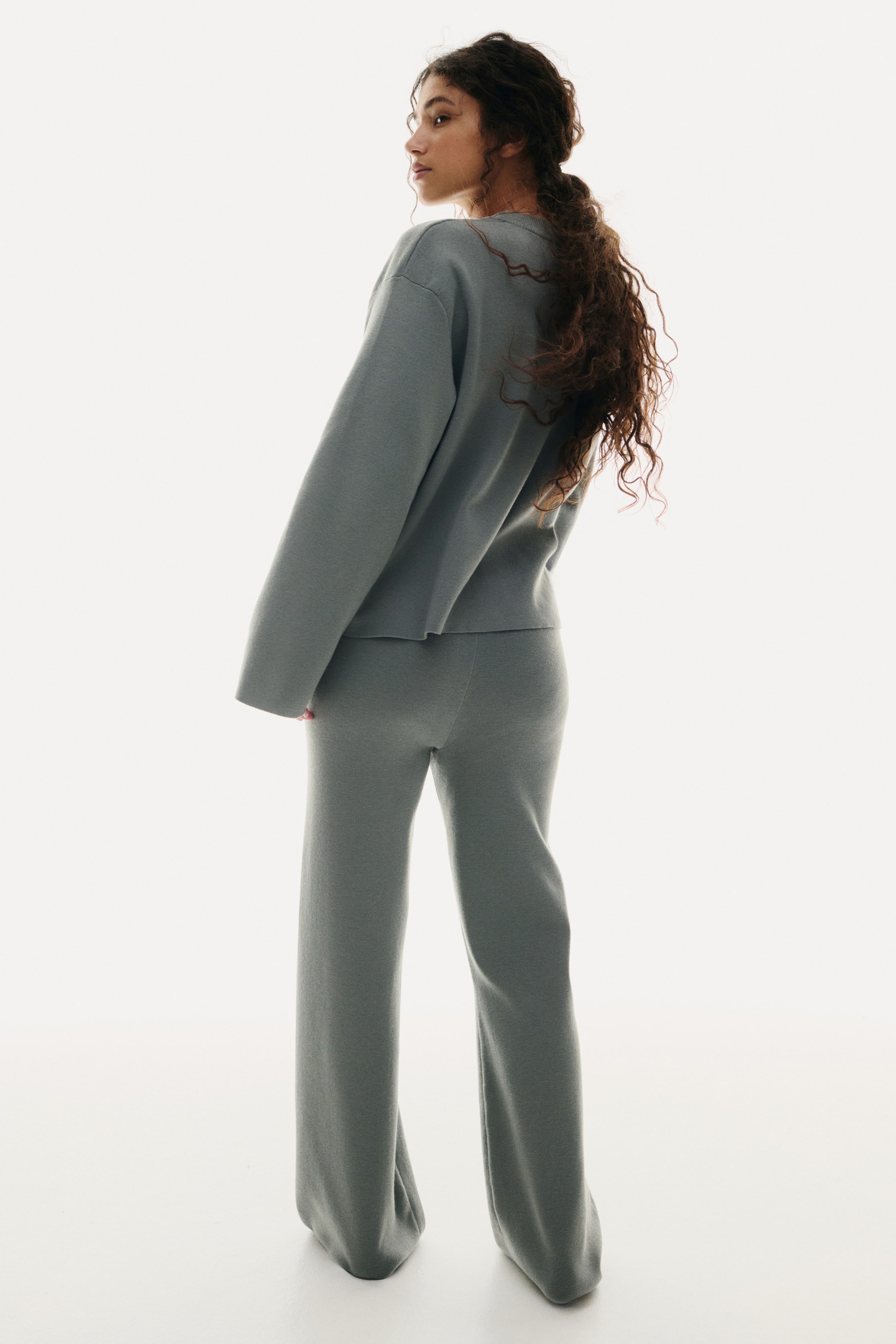 View larger image: Fine-Knit Pants - Dusty green - Ladies | H&M US 5