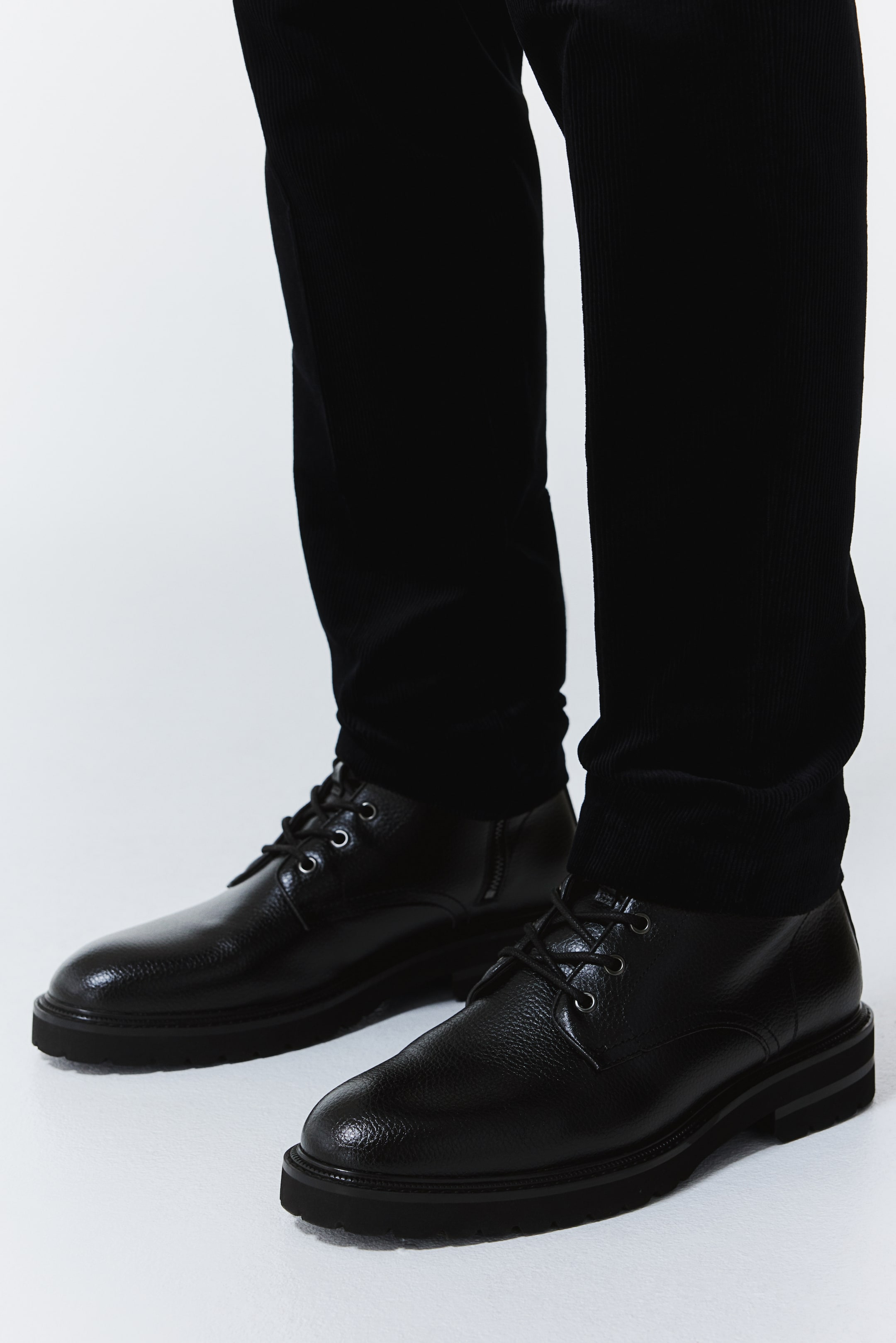 Lace-up Boots - Low heel - Black - Men | H&M US