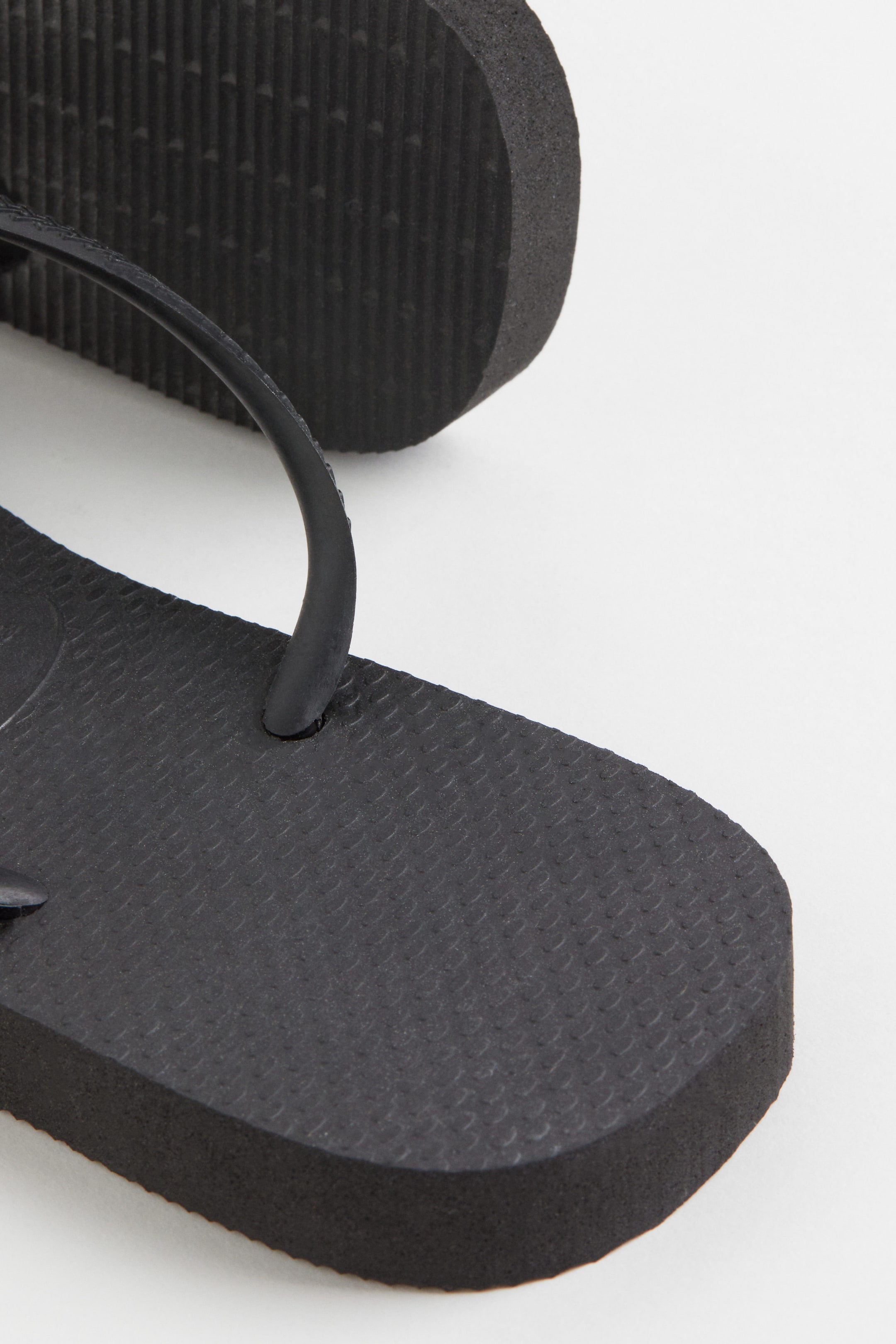 Visa större bild: Slim Ii Flip Flop - Black - Havaianas - DAM | H&M SE 4