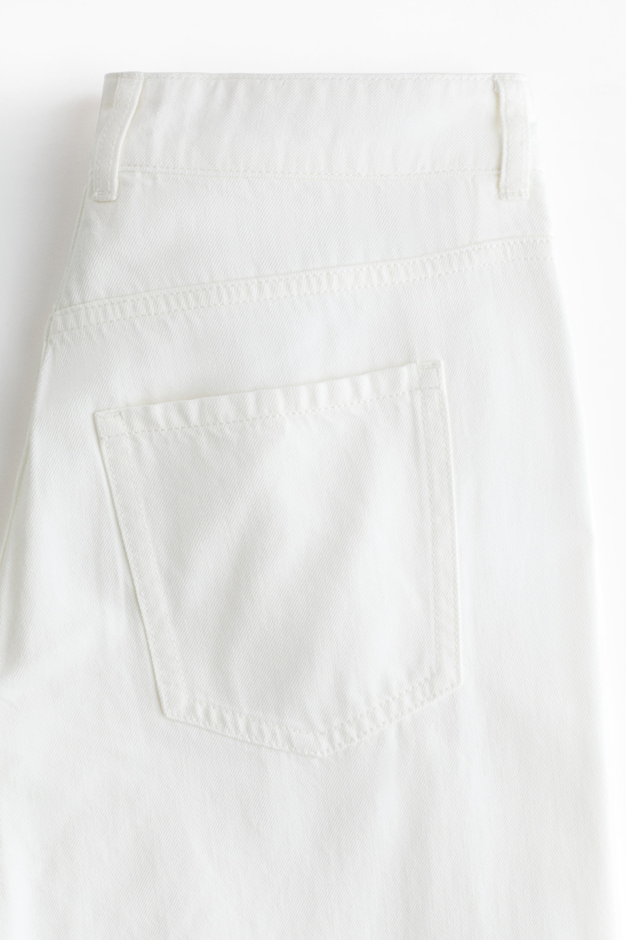 Wide-Leg Regular Waist Jeans