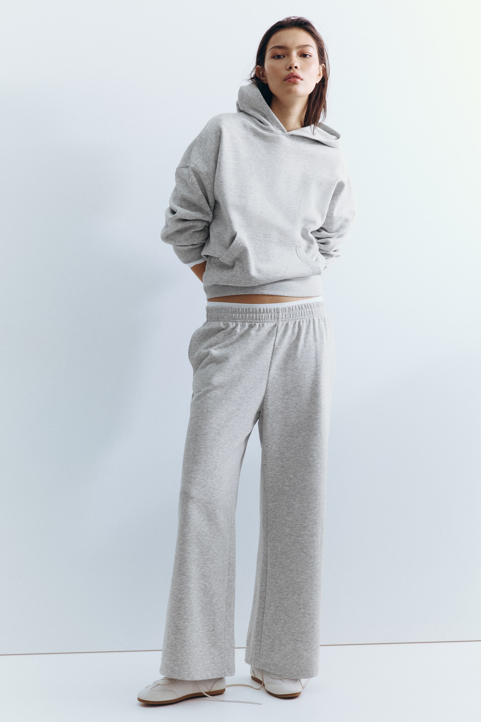 Женские брюки H&M Sweatpants, цвет: Светлый серый меланжевый — фото 2