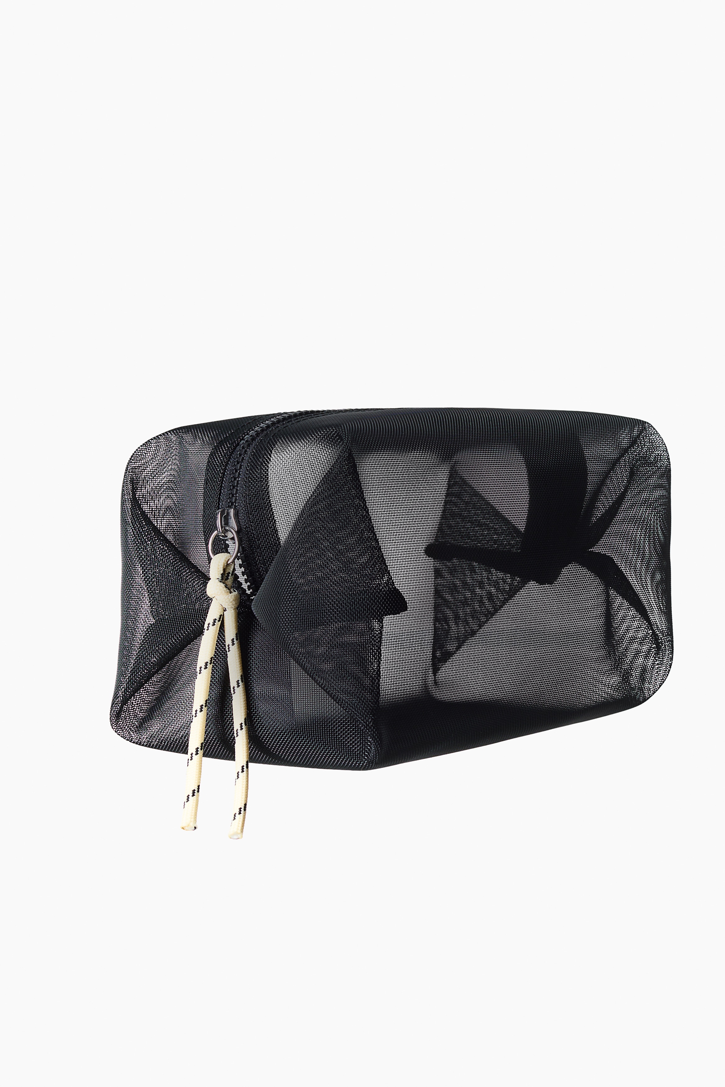 Mesh makeup bagModel