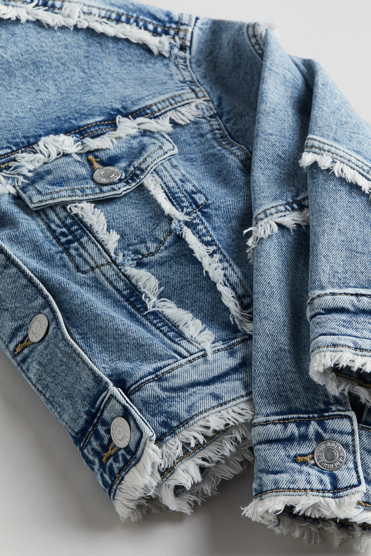 Oversized Frayed Edge Denim Jacket - Denim blue/White - 5