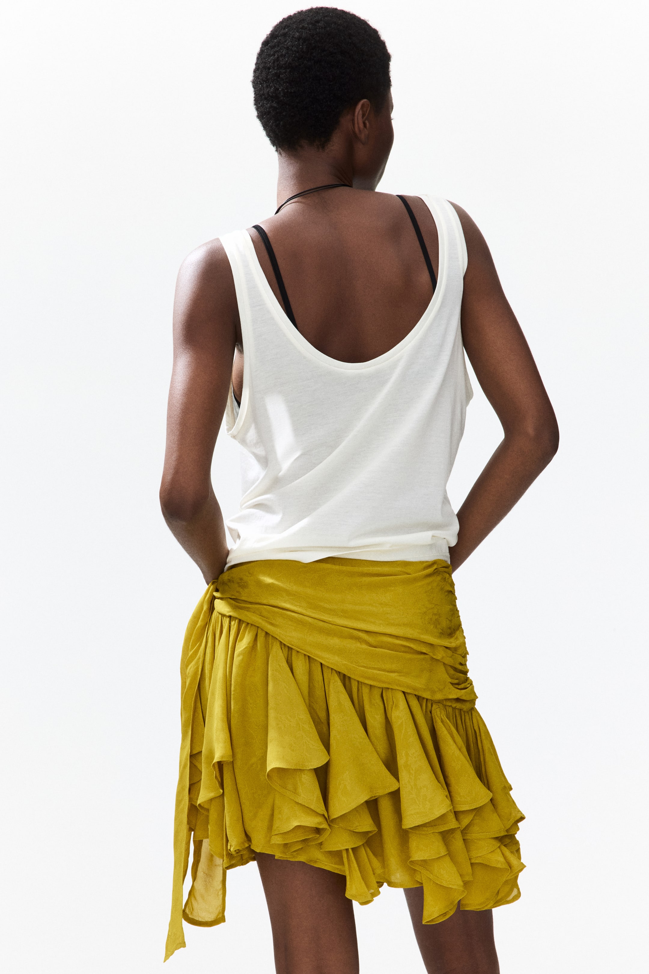 Женские юбки H&M Asymmetric Viscose Mini Skirt — фото 5