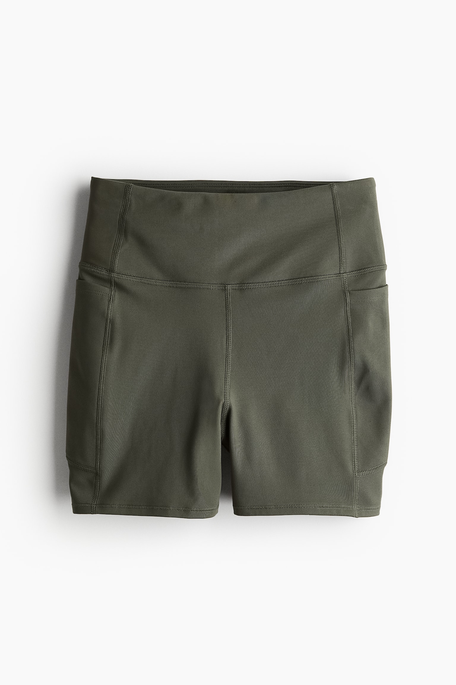 Pocket-detail sports hotpants in DryMove™ - Khaki green/Black - 2