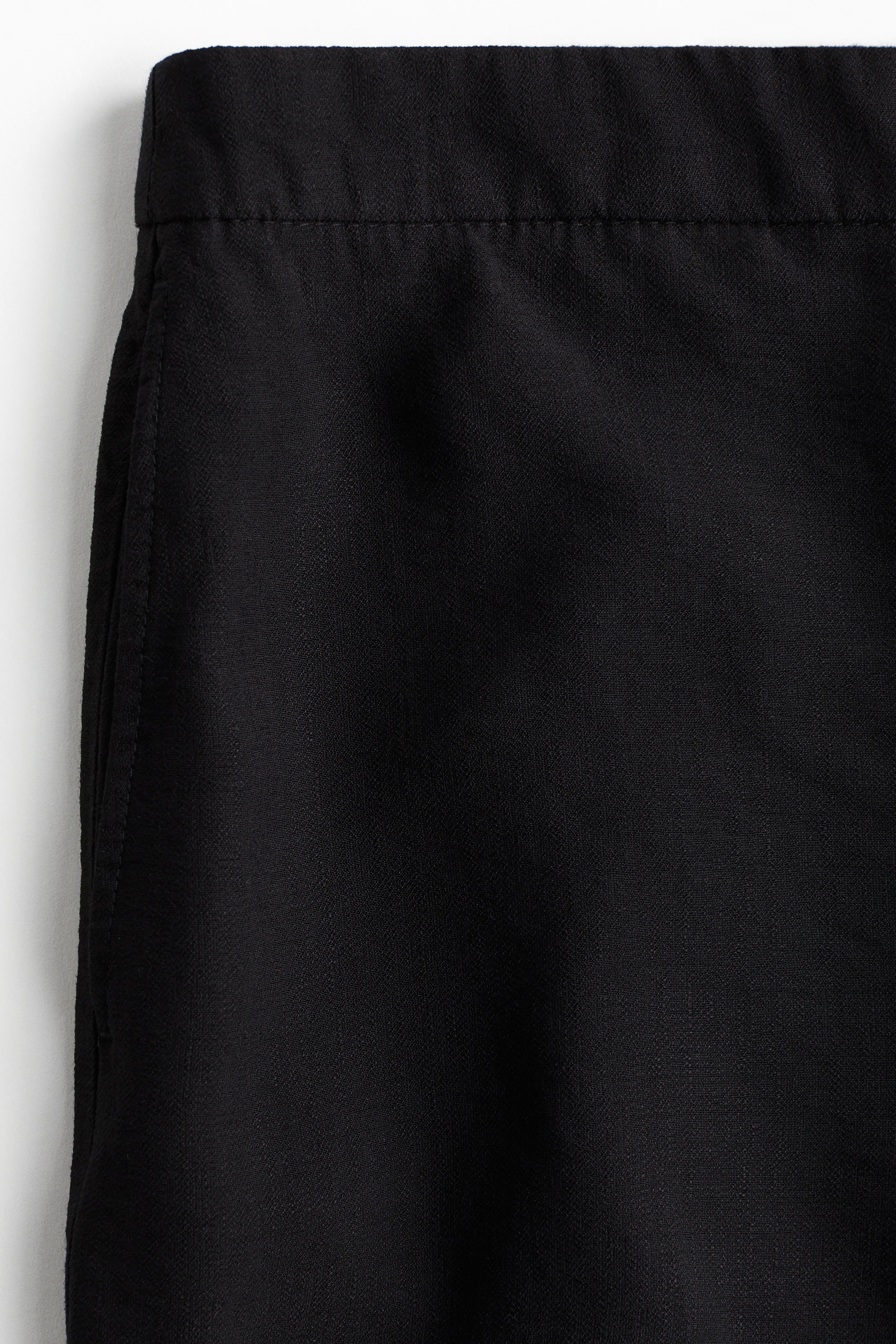 Wide trousers