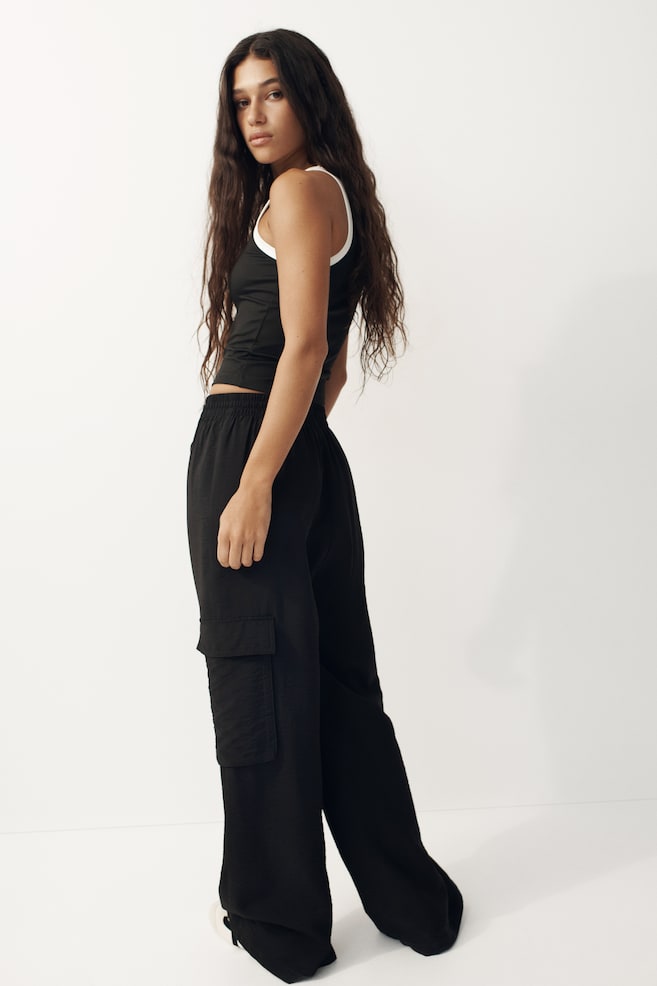 Pantalón cargo ancho - Negro/Verde caqui/Café oscuro - 4