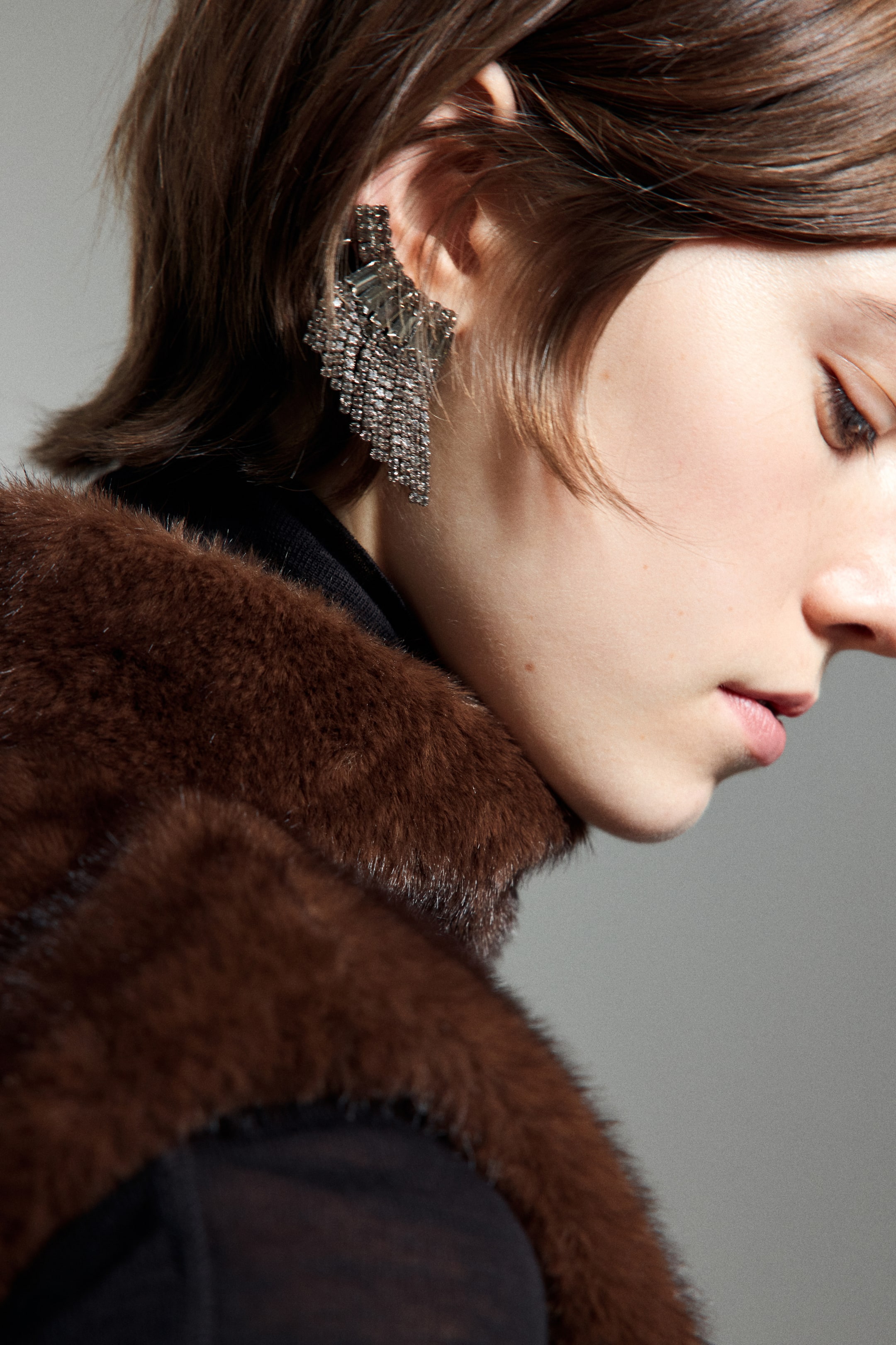 Nagyobb kép megtekintése: Magas nyakú ujjatlan felső - Sötétbarna - NŐI | H&M HU 4