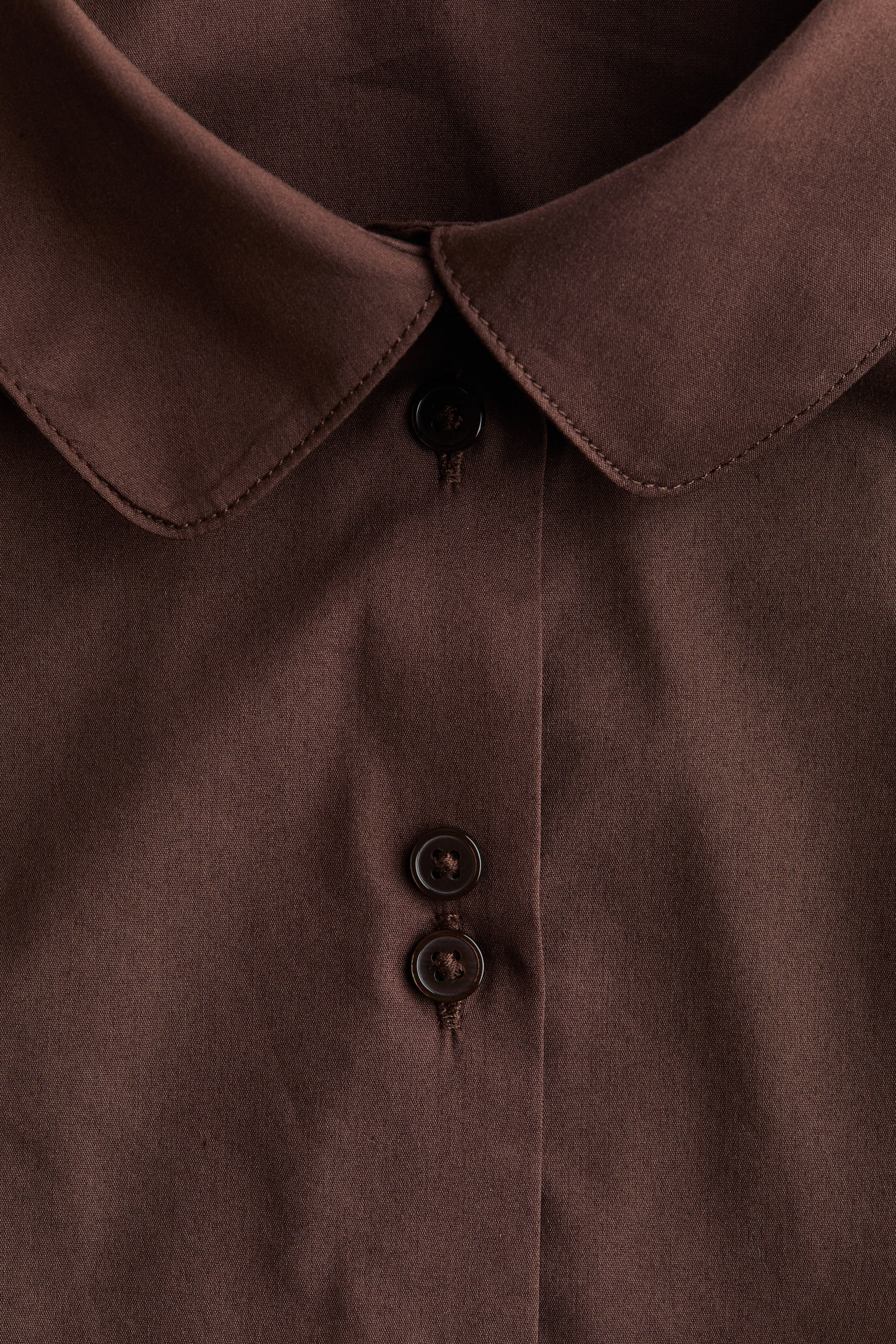 Short-sleeved shirt