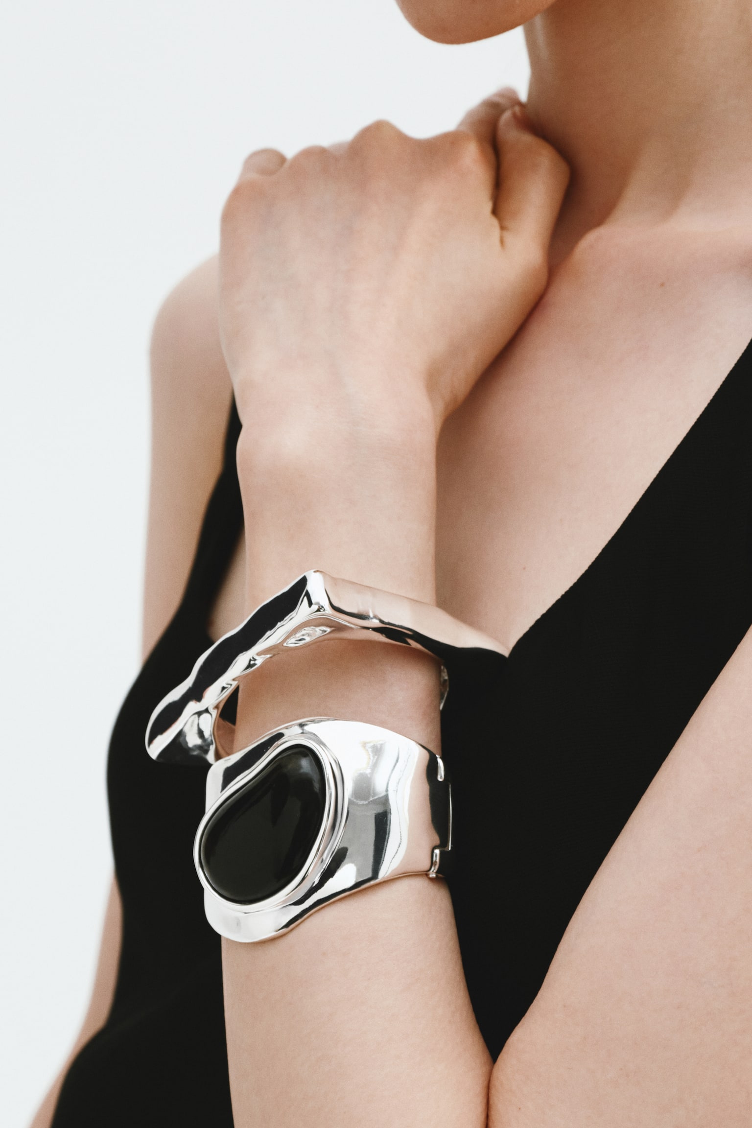 2-pack hinged bangles - Silver-coloured - 3