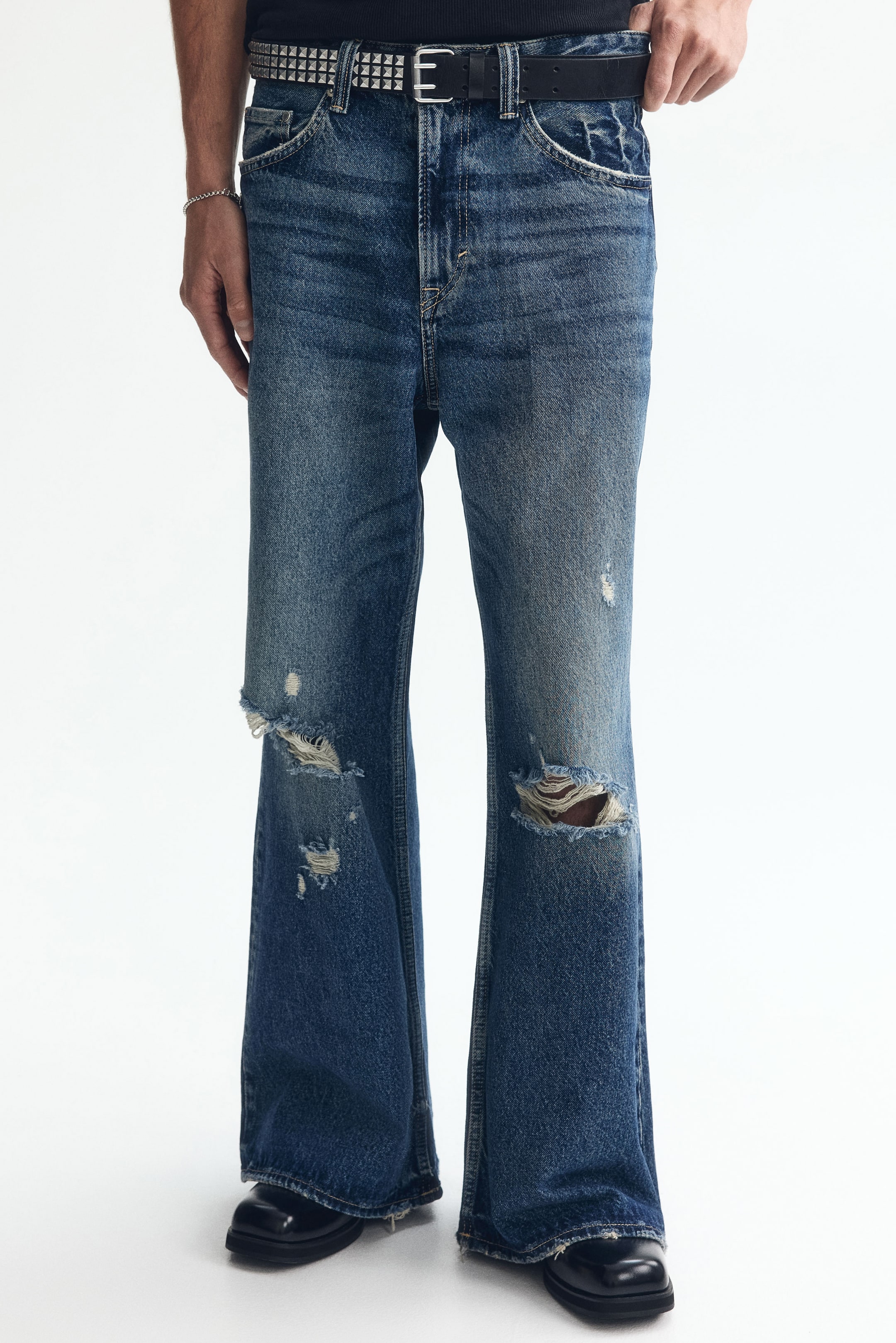 Loose Bootcut Jeans