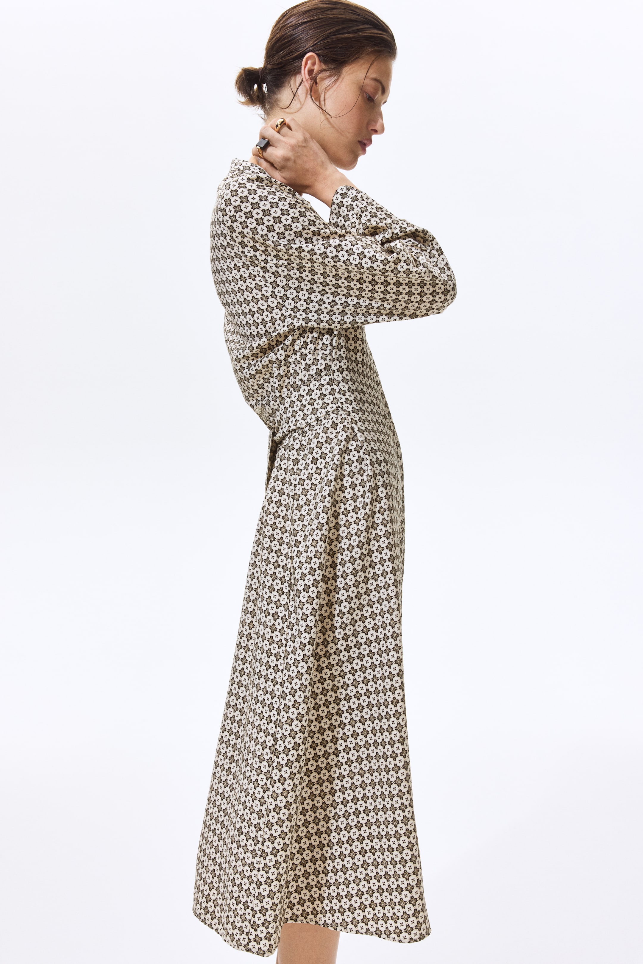 View larger image: Tie-belt dress - Cream/Patterned - Ladies | H&M 1