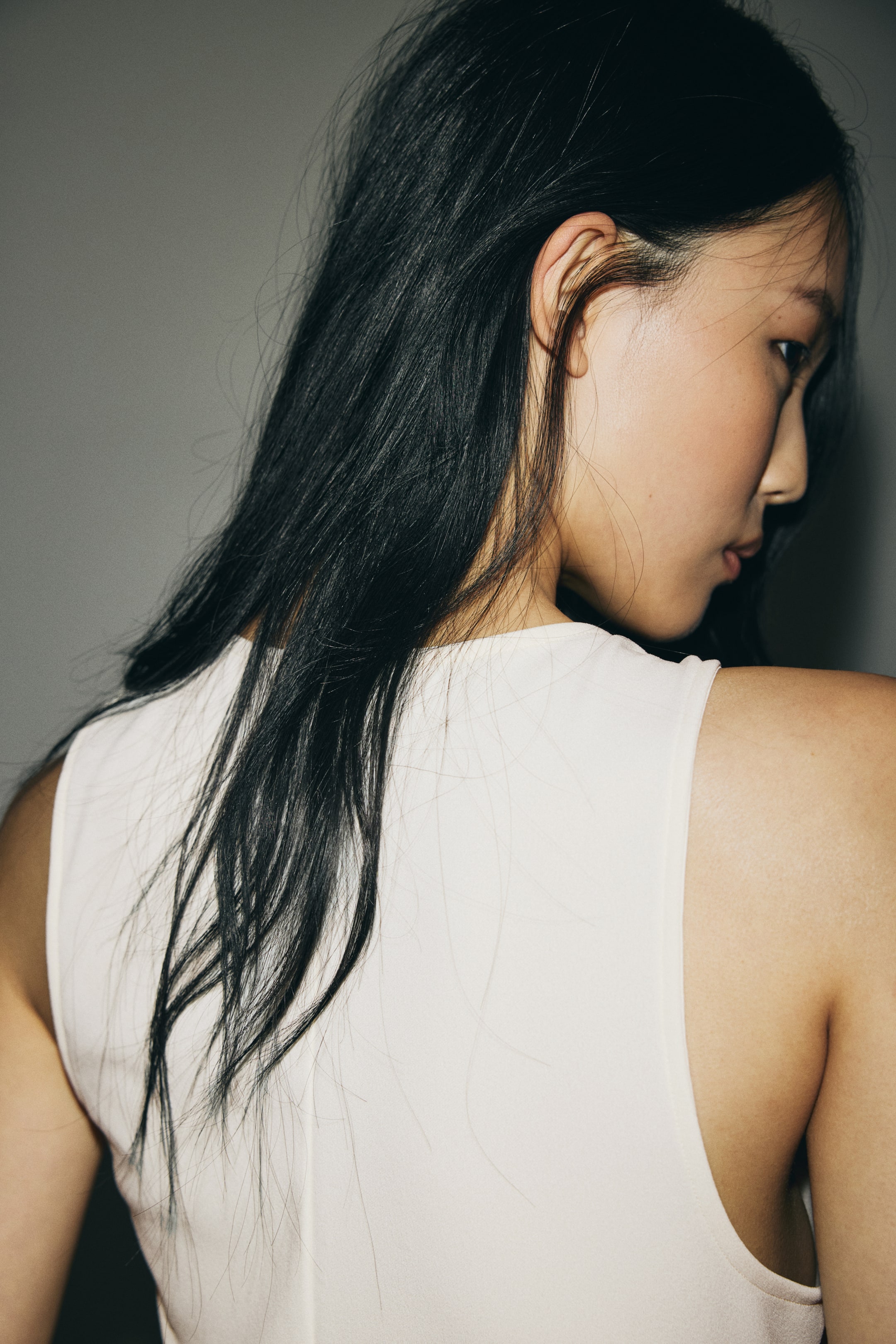 Ingrandisci l'immagine: Canotta con scollo drappeggiato - Crema - DONNA | H&M CH 4