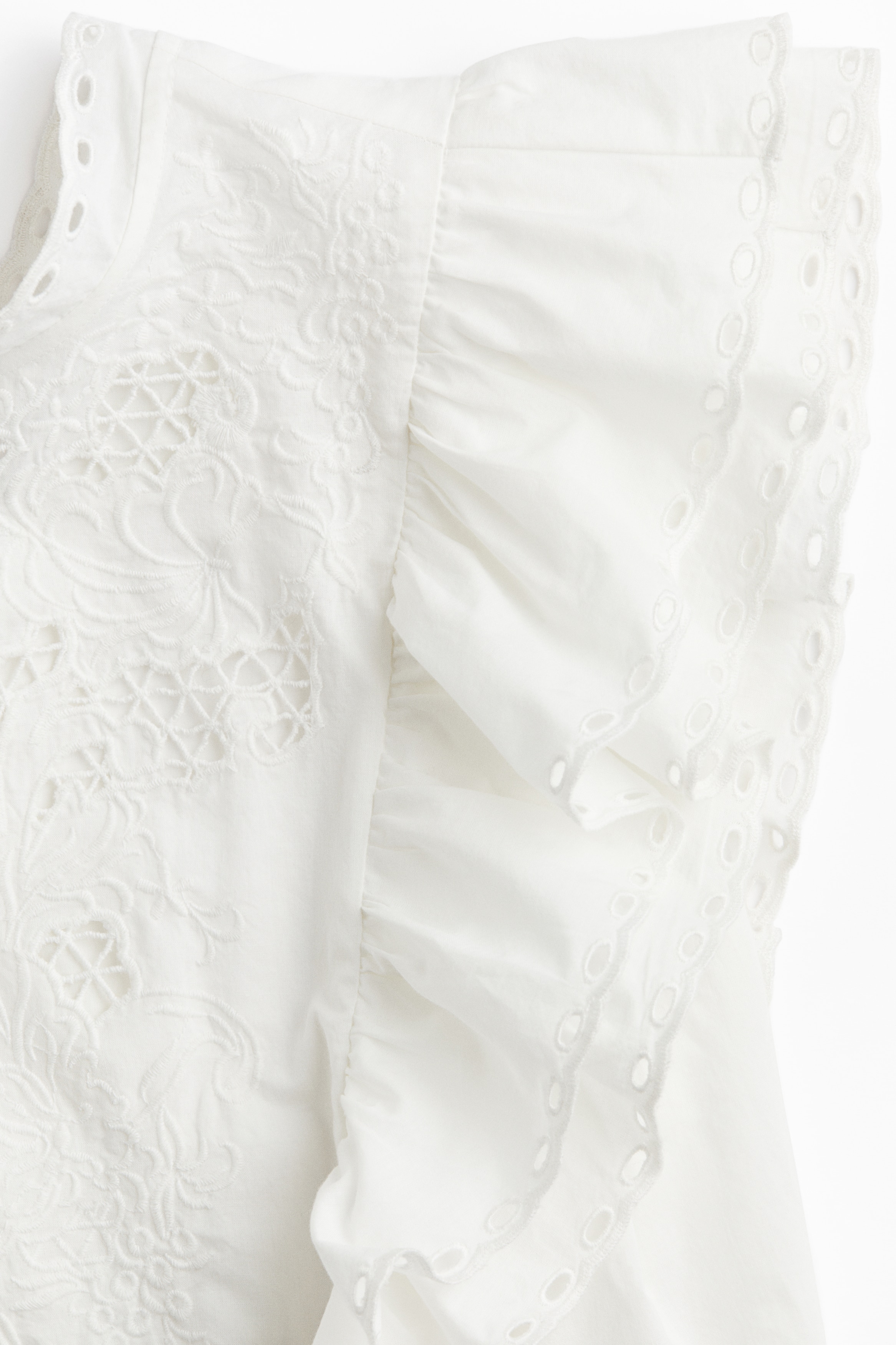 Broderie anglaise blouse