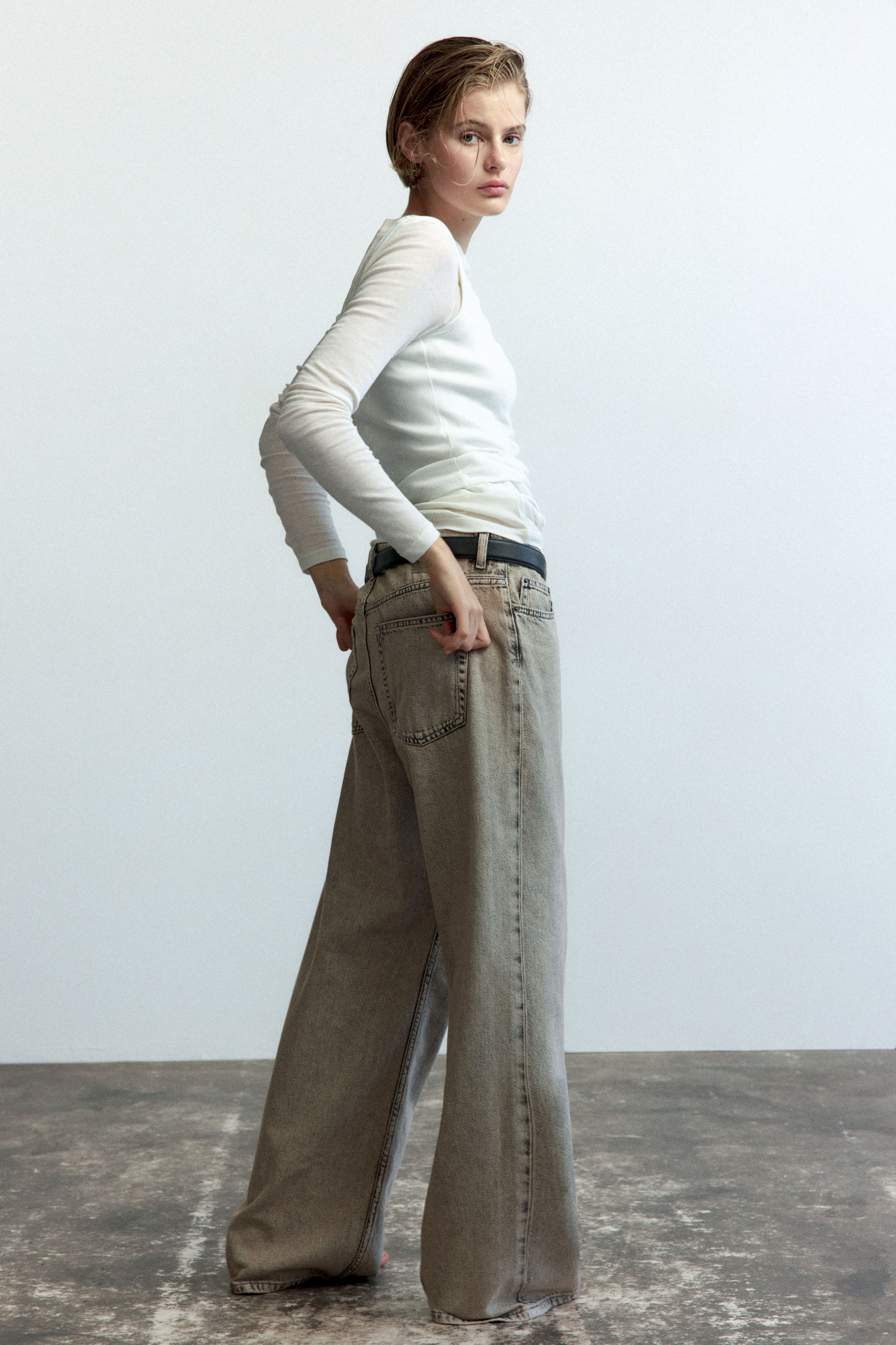 Baggy Regular Waist Jeans