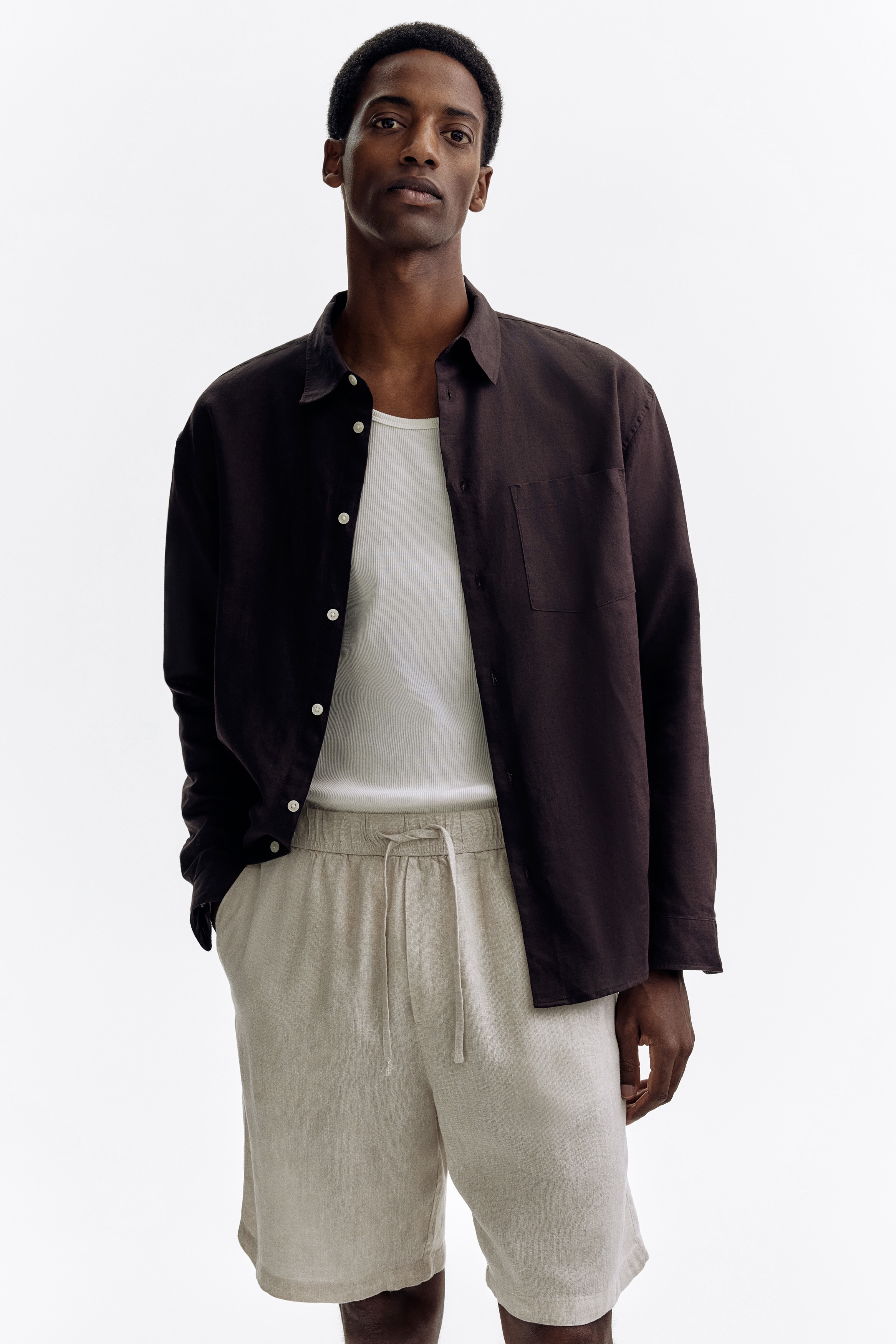 Shorts i hørblanding Relaxed Fit - Lys beige/Mørk beige/Sort/Hvid/Marineblå/Mørkegrå