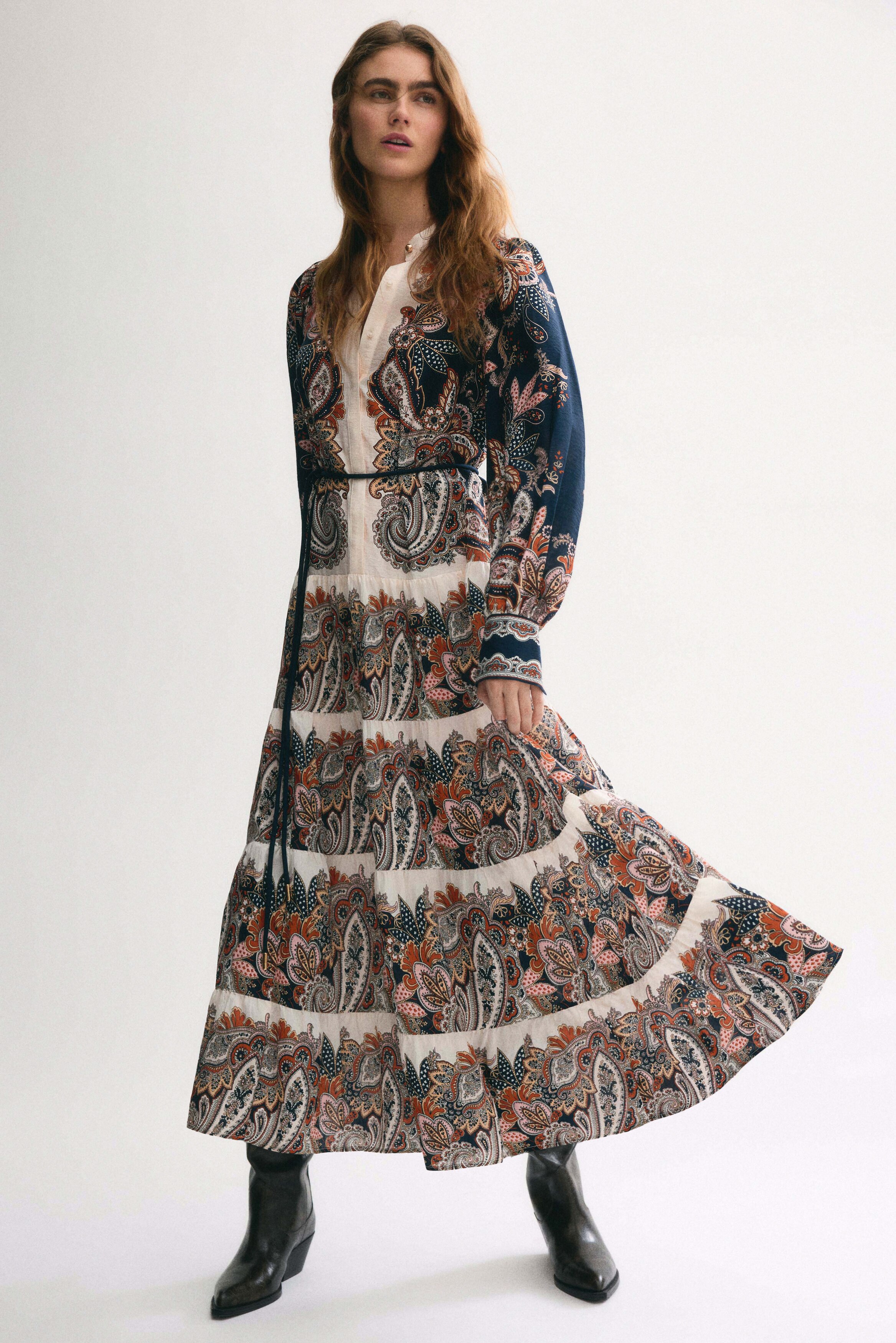 Tiered-skirt dress