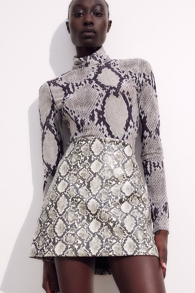 Mini skirt - Grey/Snakeskin-patterned/Black/Brown/Dogtooth-patterned/Light beige/Checked - 1