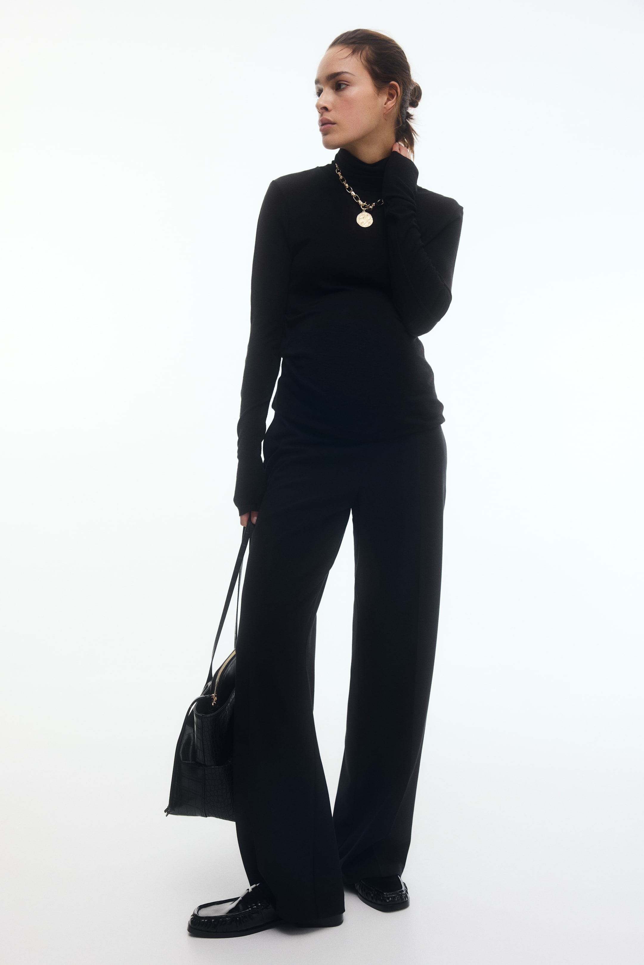 Grösseres Bild ansehen: MAMA Weite elegante Hose - Schwarz | H&M CH 2