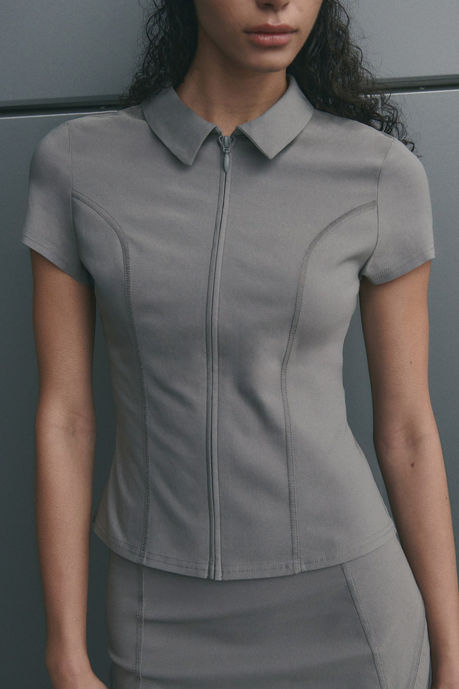 Collared zip-through top - Grey/Black - 6