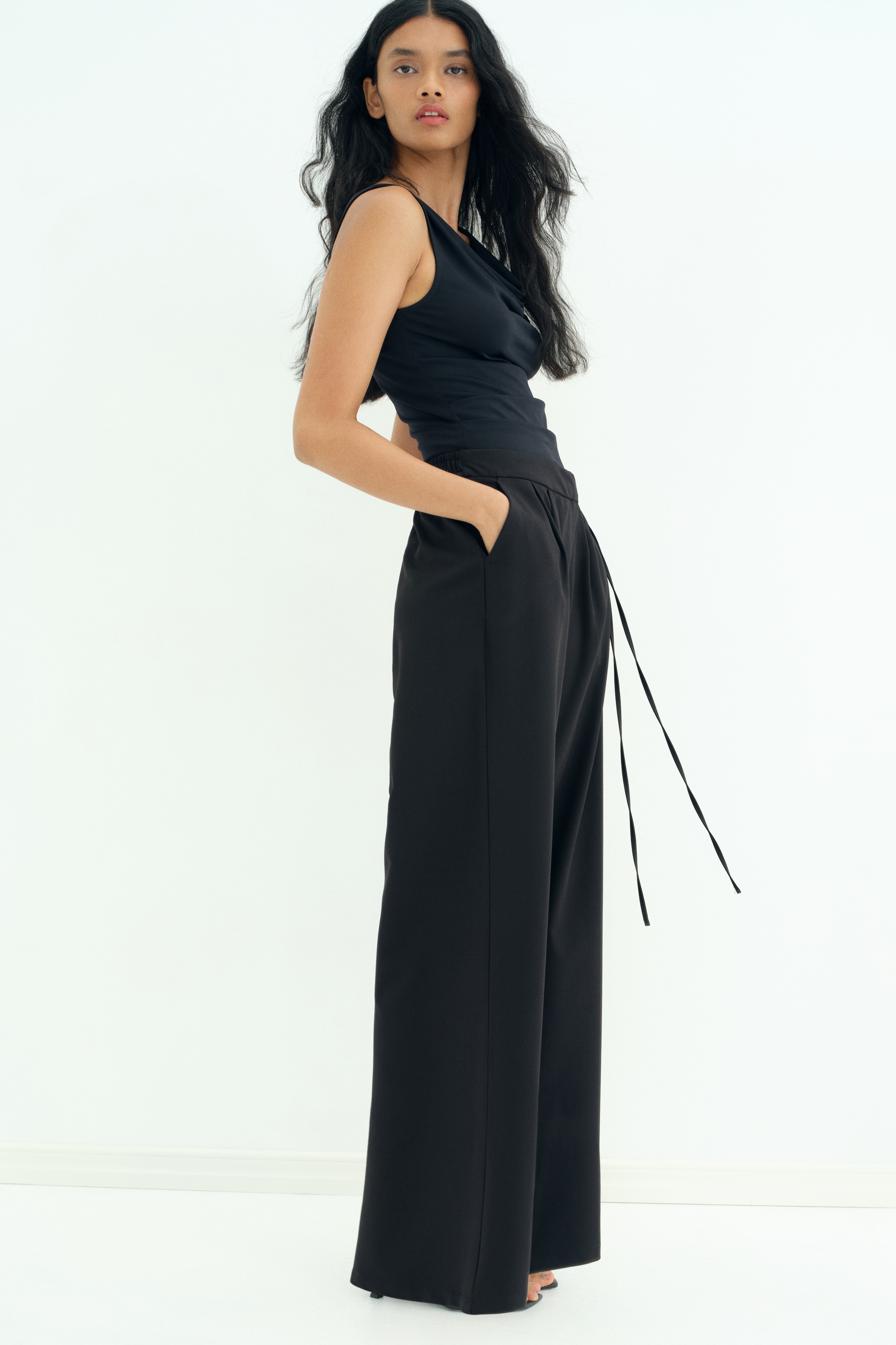 Wide trousers