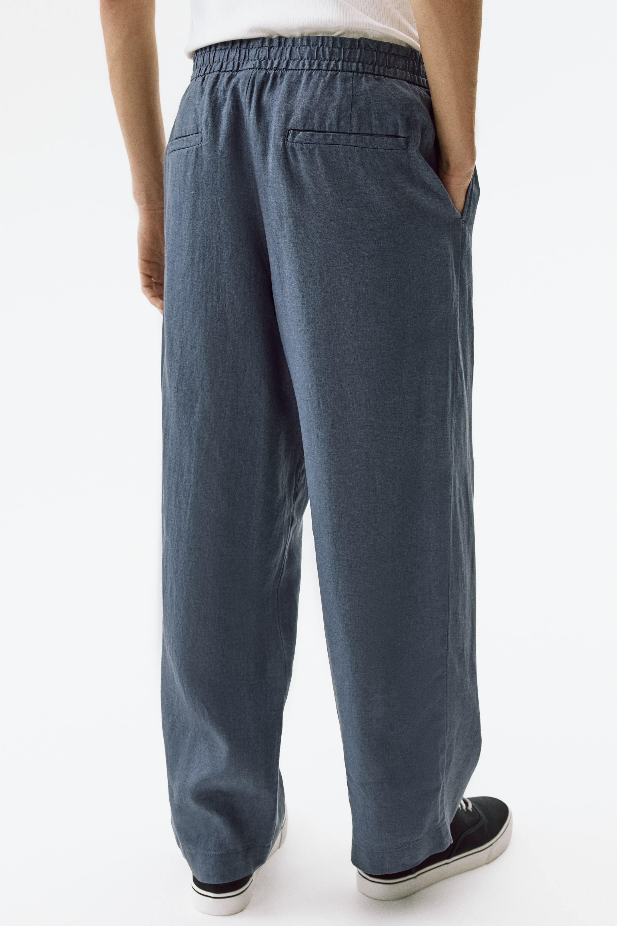 Loose-Fit Linen Pants