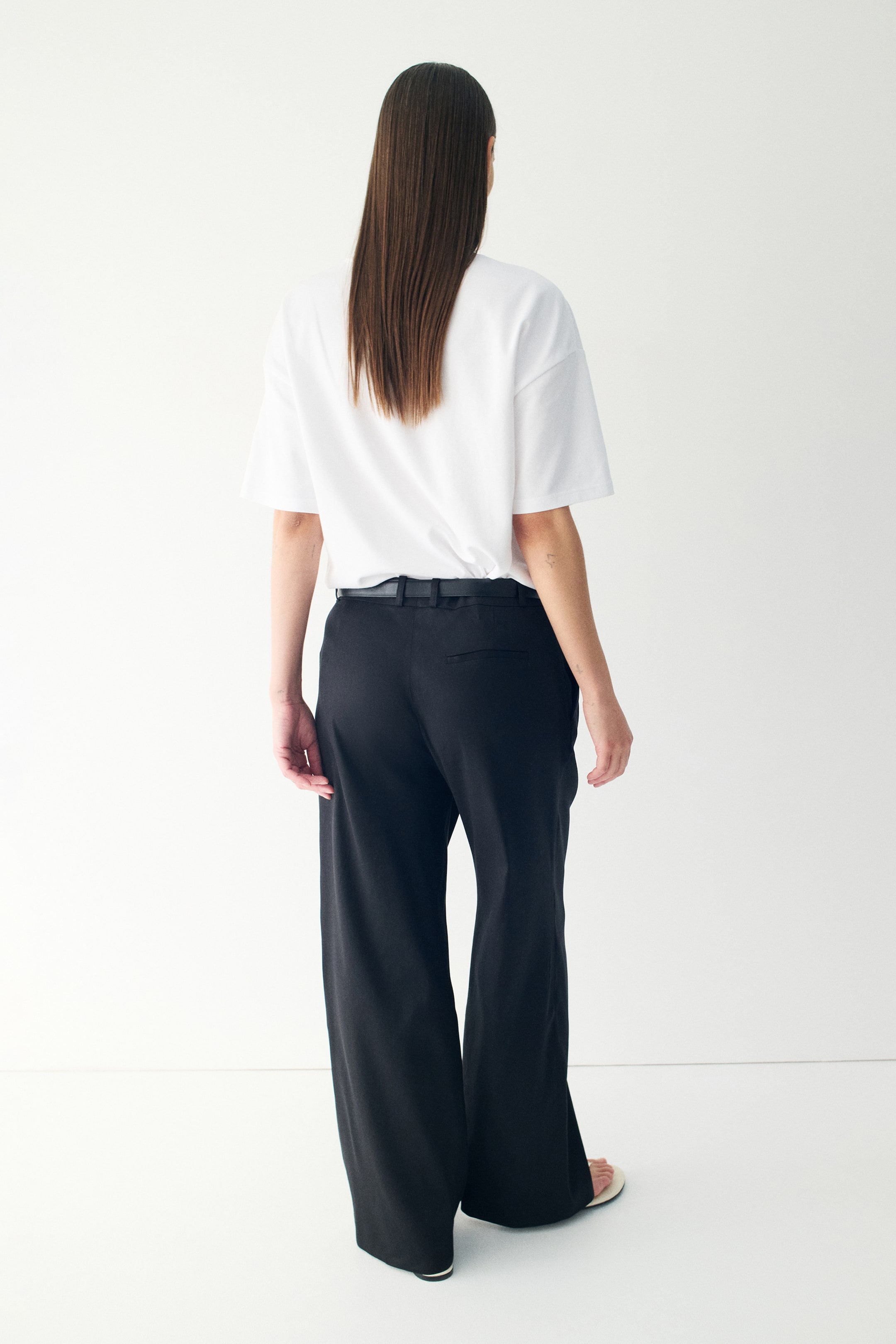 Wide-Leg Linen-Blend Dress Pants