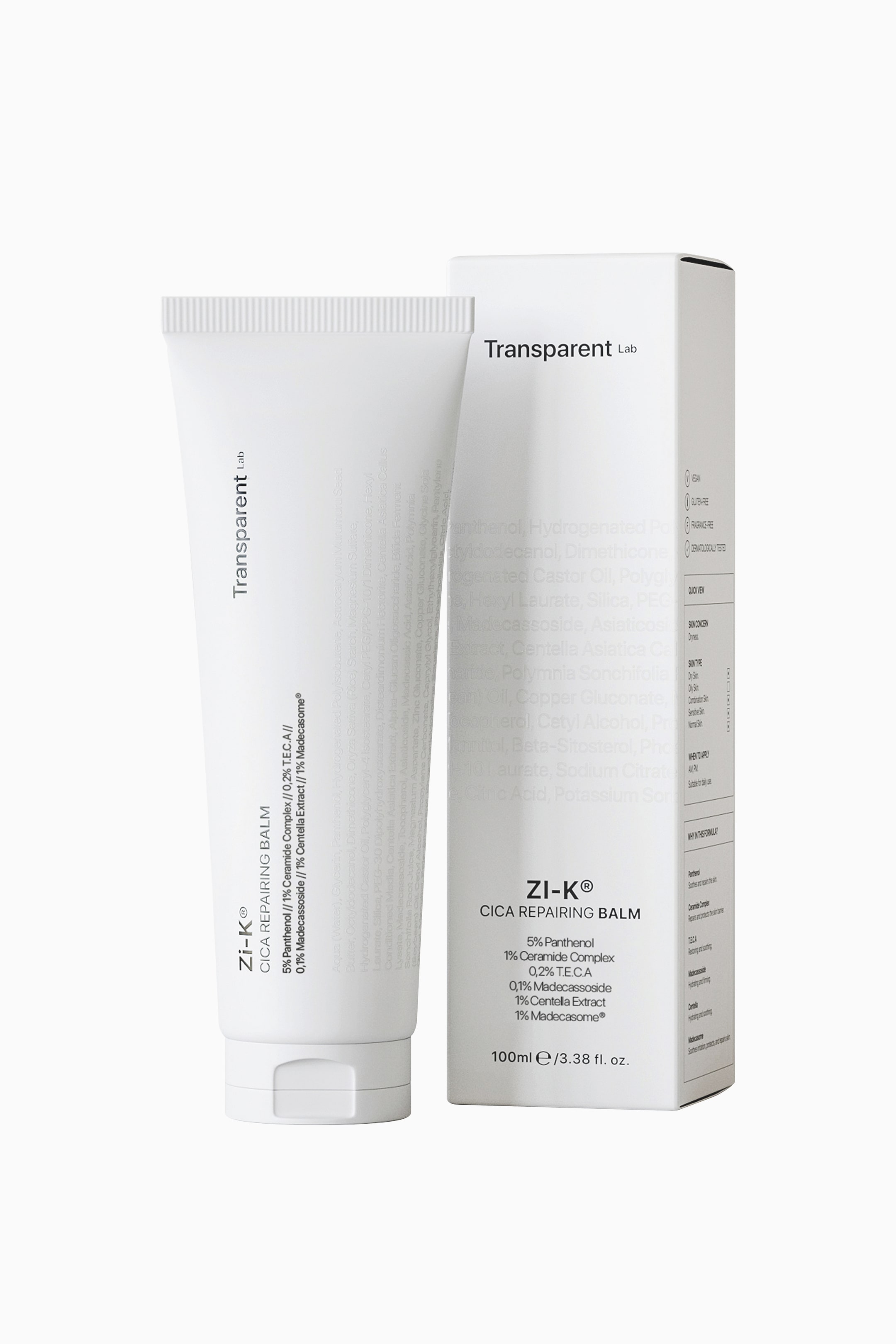 Se større billede: En hvid squeeze-tube med Transparent Lab Zi-K Cica Repairing Balm står let vinklet ved siden af den matchende hvide, rektangulære emballageæske. Begge produkter har minimalistisk sort tekst med produktnavn, ingredienser og branding på deres rene, matte overflader.
