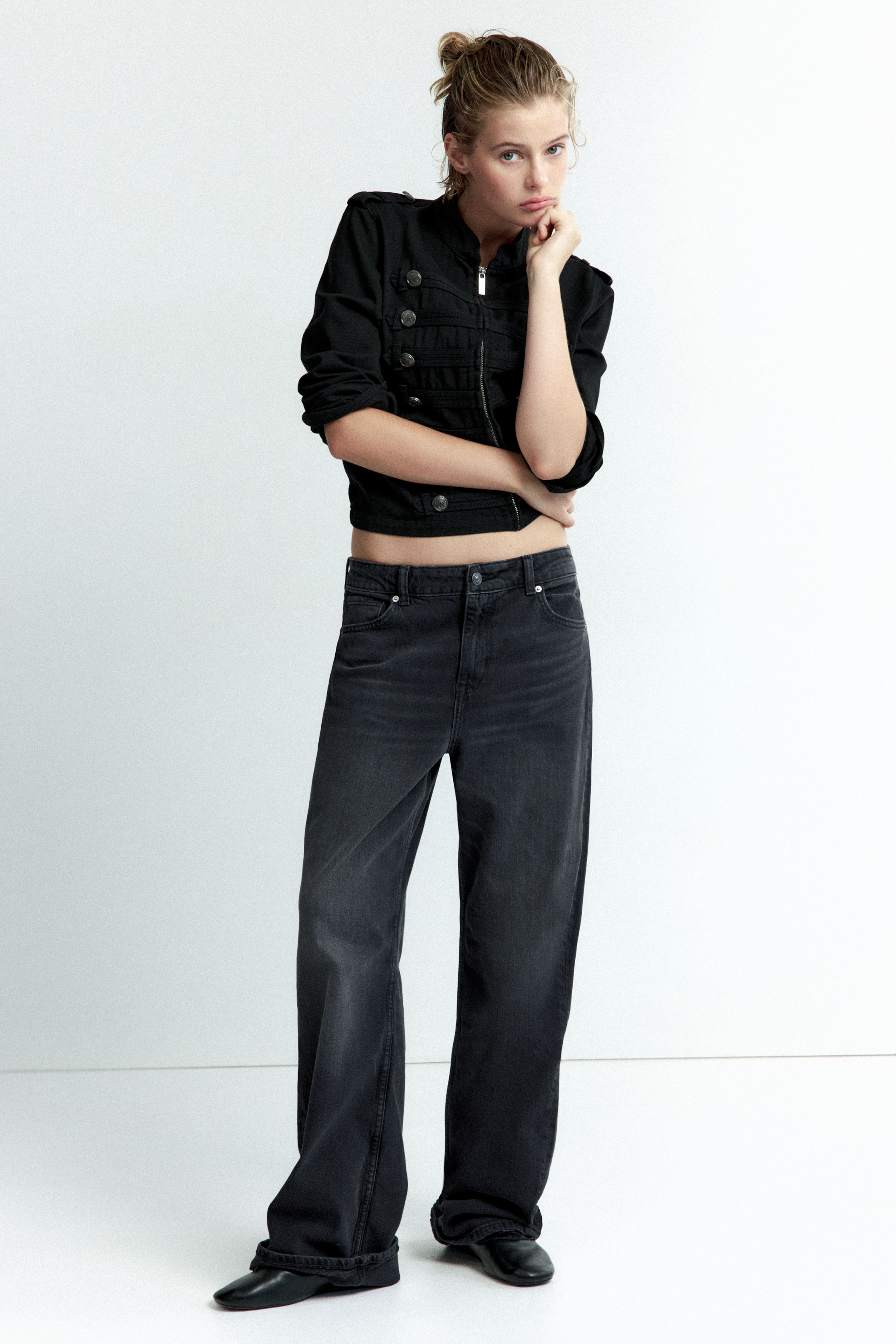 Straight High-Waist Jeans