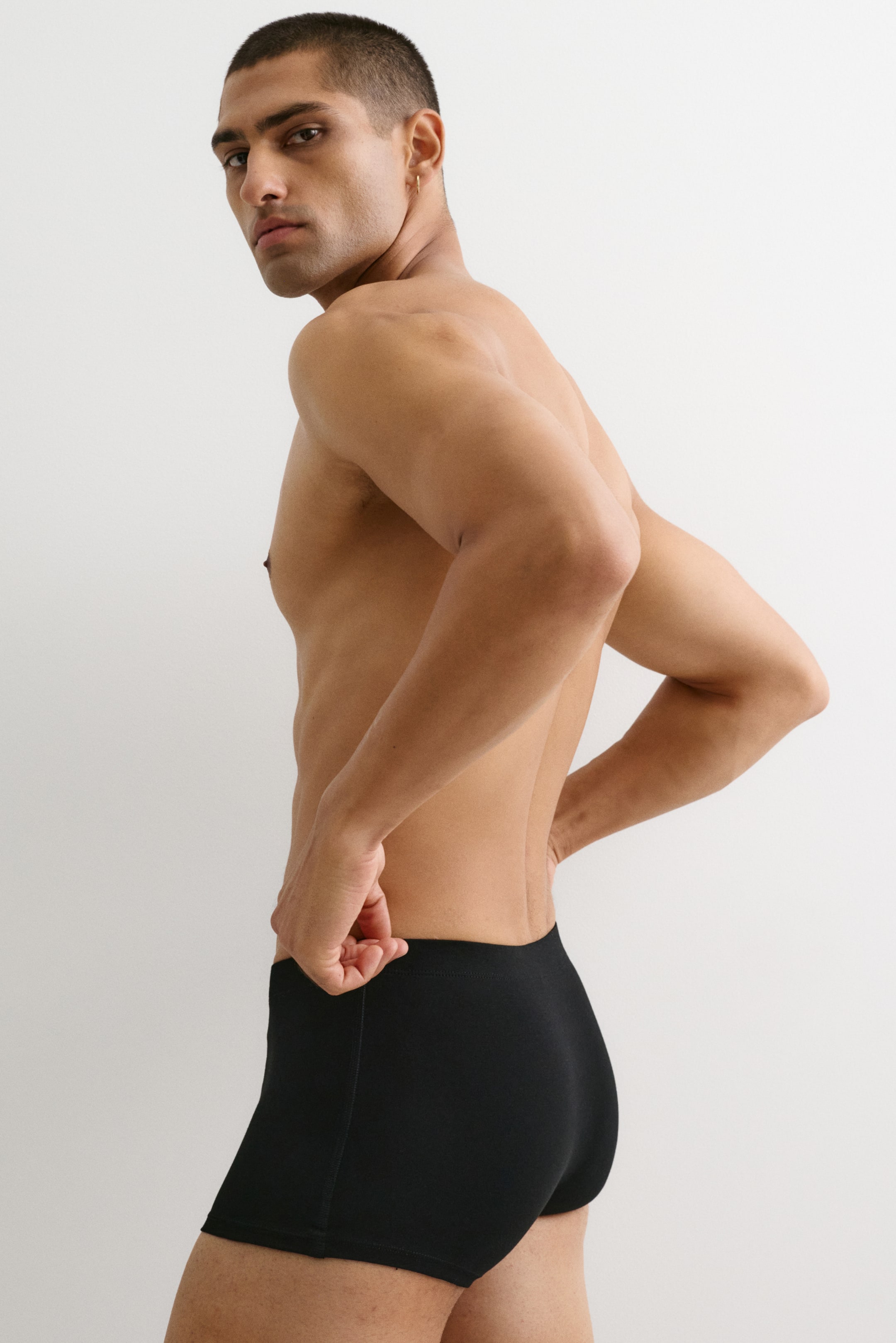 Visualizza immagine più grande: 3-pack short cotton trunks - Nero - UOMO | H&M IT 2