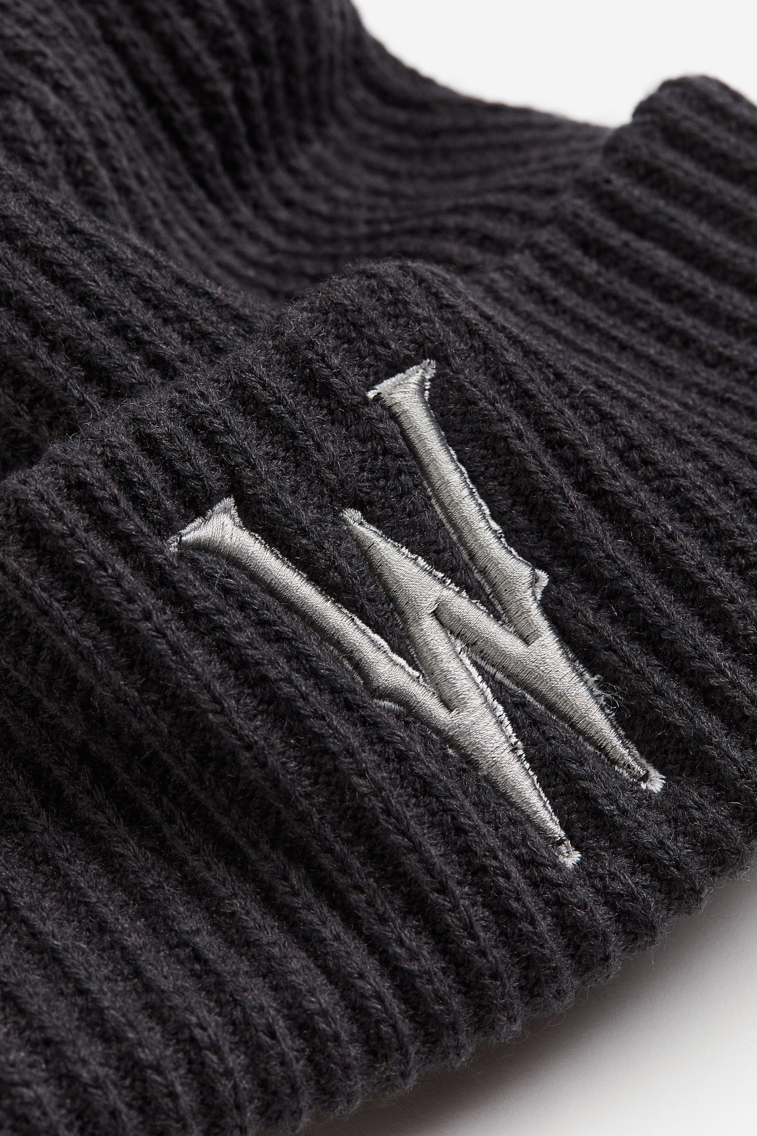 Design Detail Beanie - Dark grey/Wednesday - 2