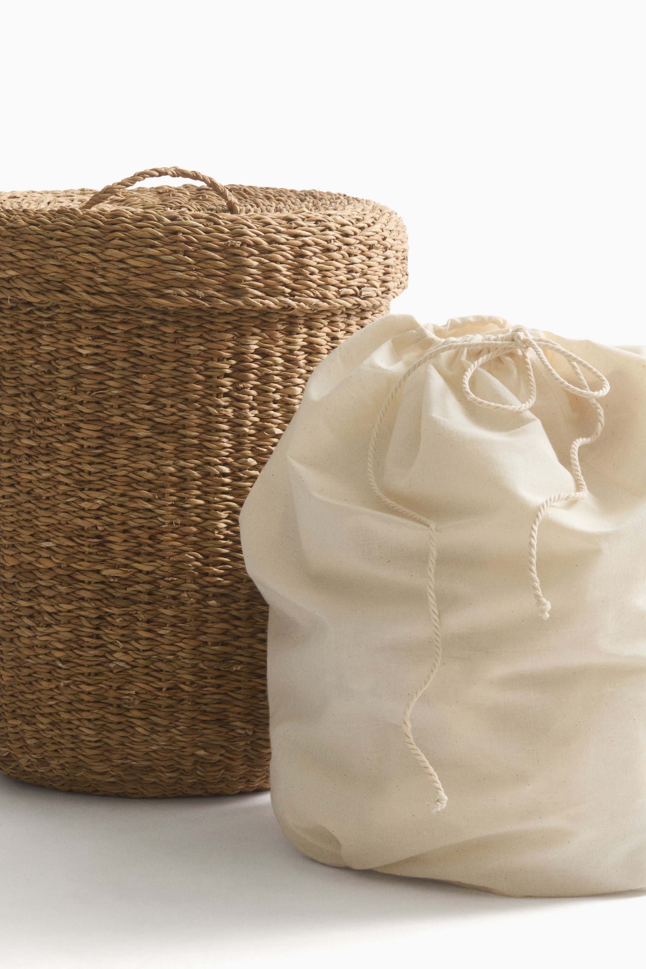 Seagrass Laundry Basket