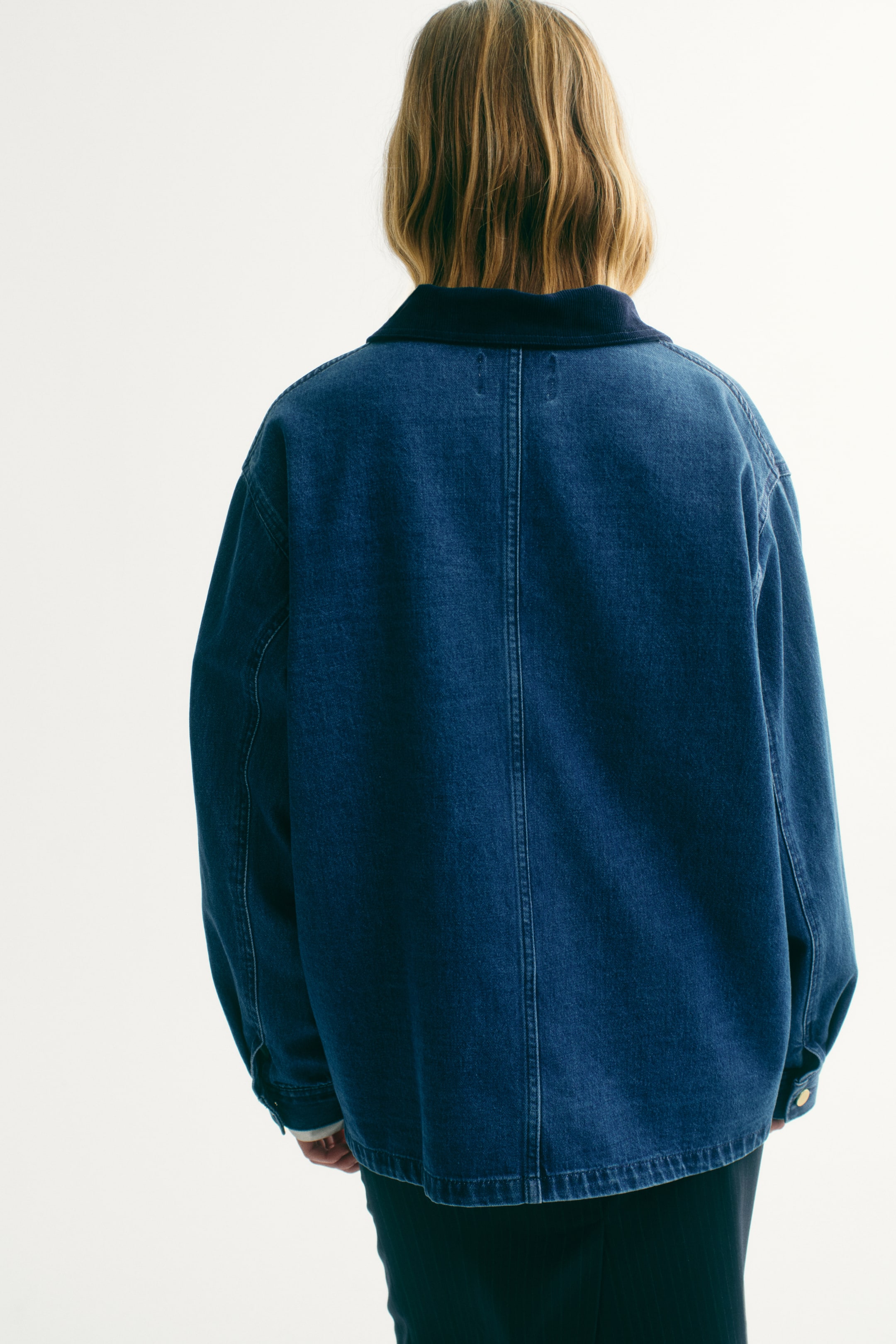 Женские куртки H&M Denim Jacket with Corduroy Collar — фото 6
