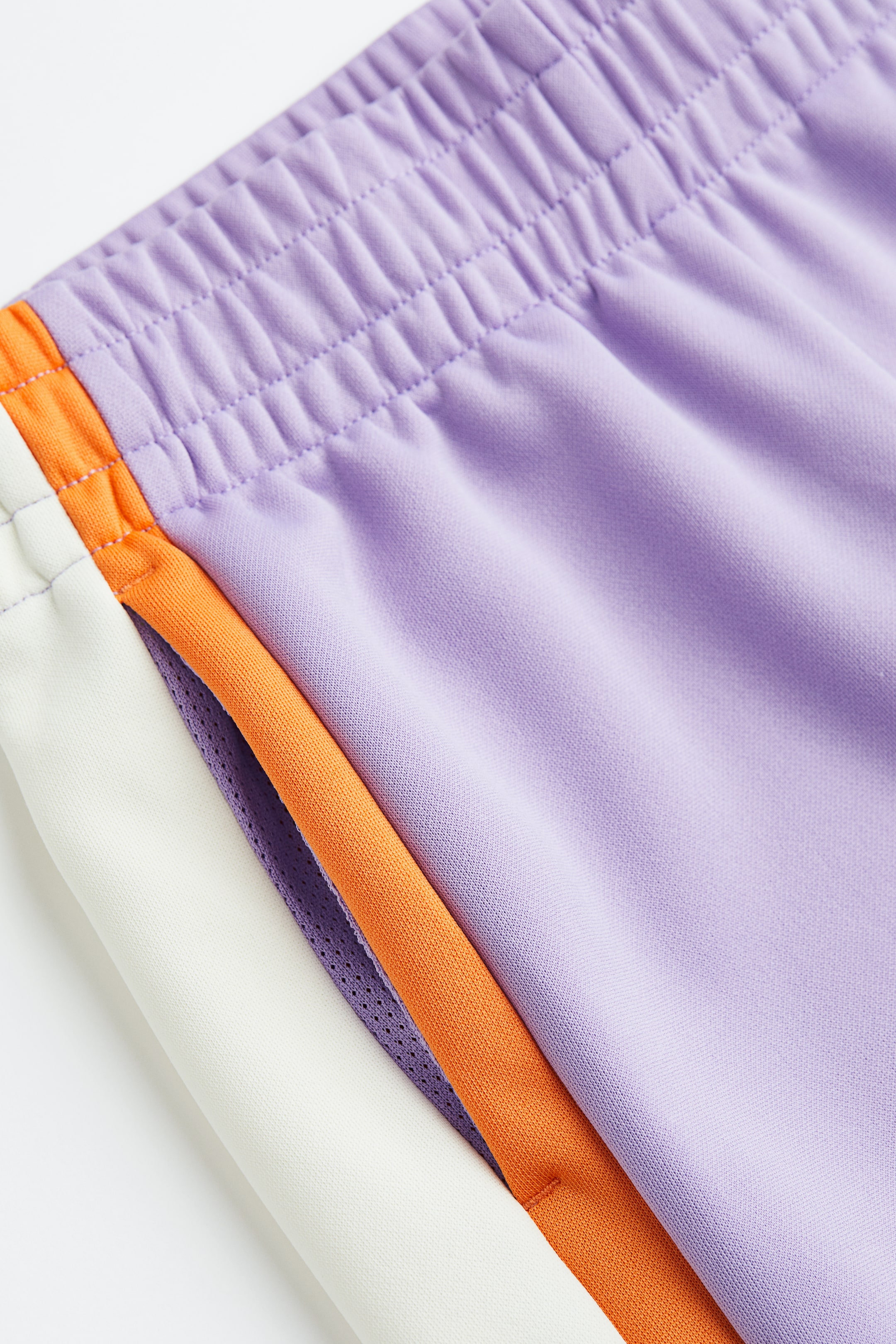 Ver imagem maior: Calças de desporto largas em DryMove™ - Lilás claro - CRIANÇA | H&M PT 2