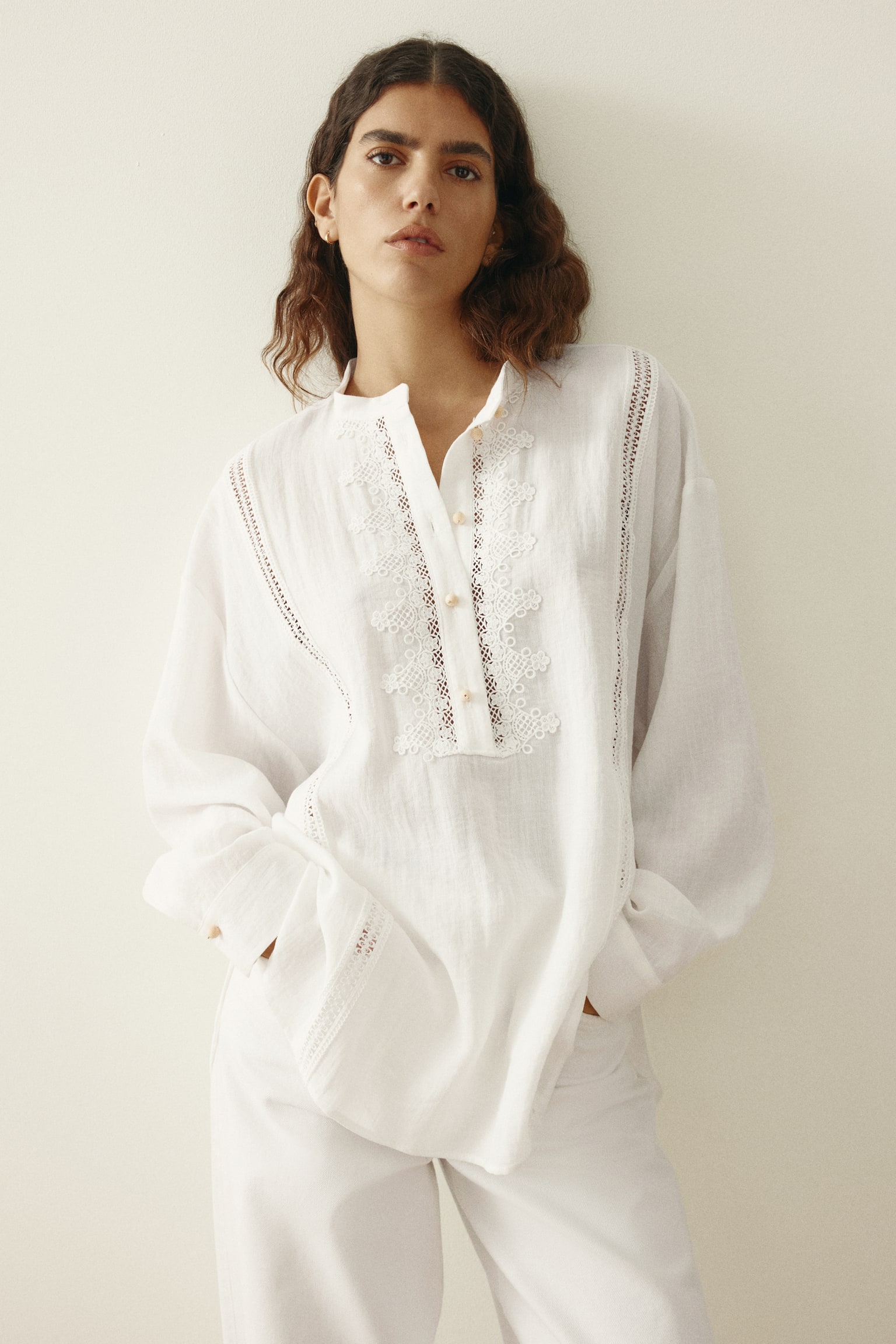 Blúzka s čipkou - Biela - 6