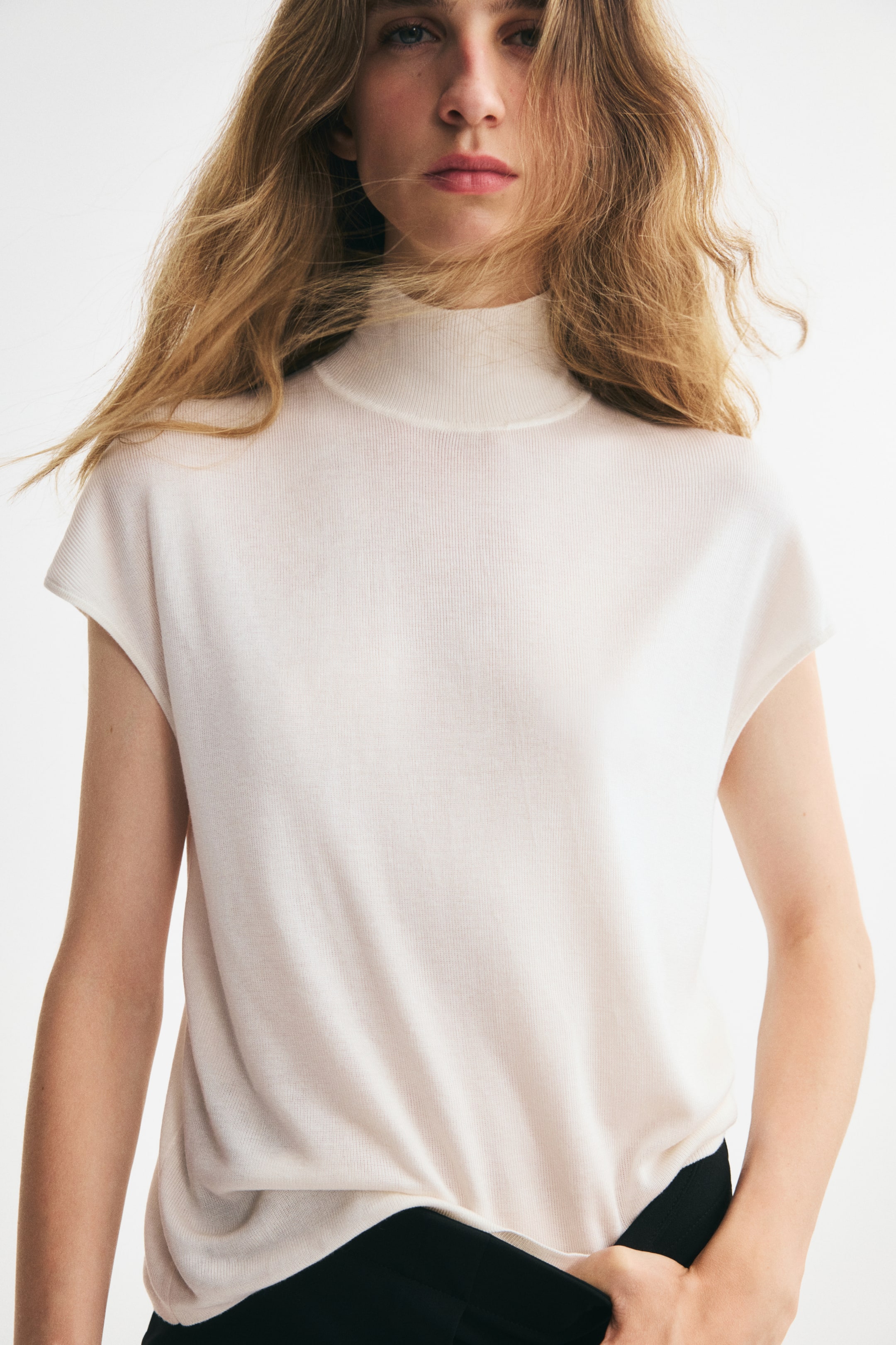 Silk-Blend Fine-Knit Mock Turtleneck Top