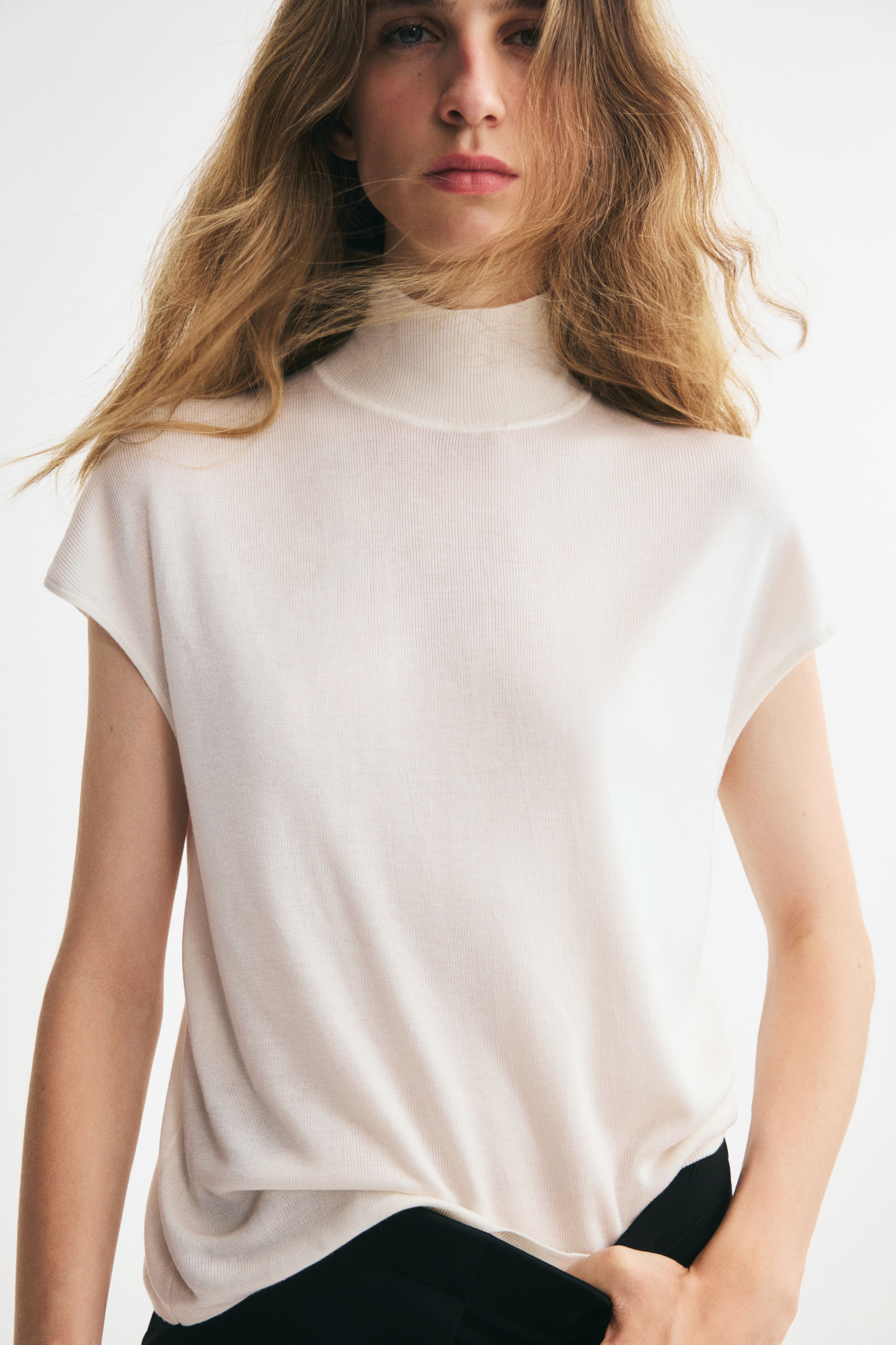 Silk-Blend Fine-Knit Mock Turtleneck Top
