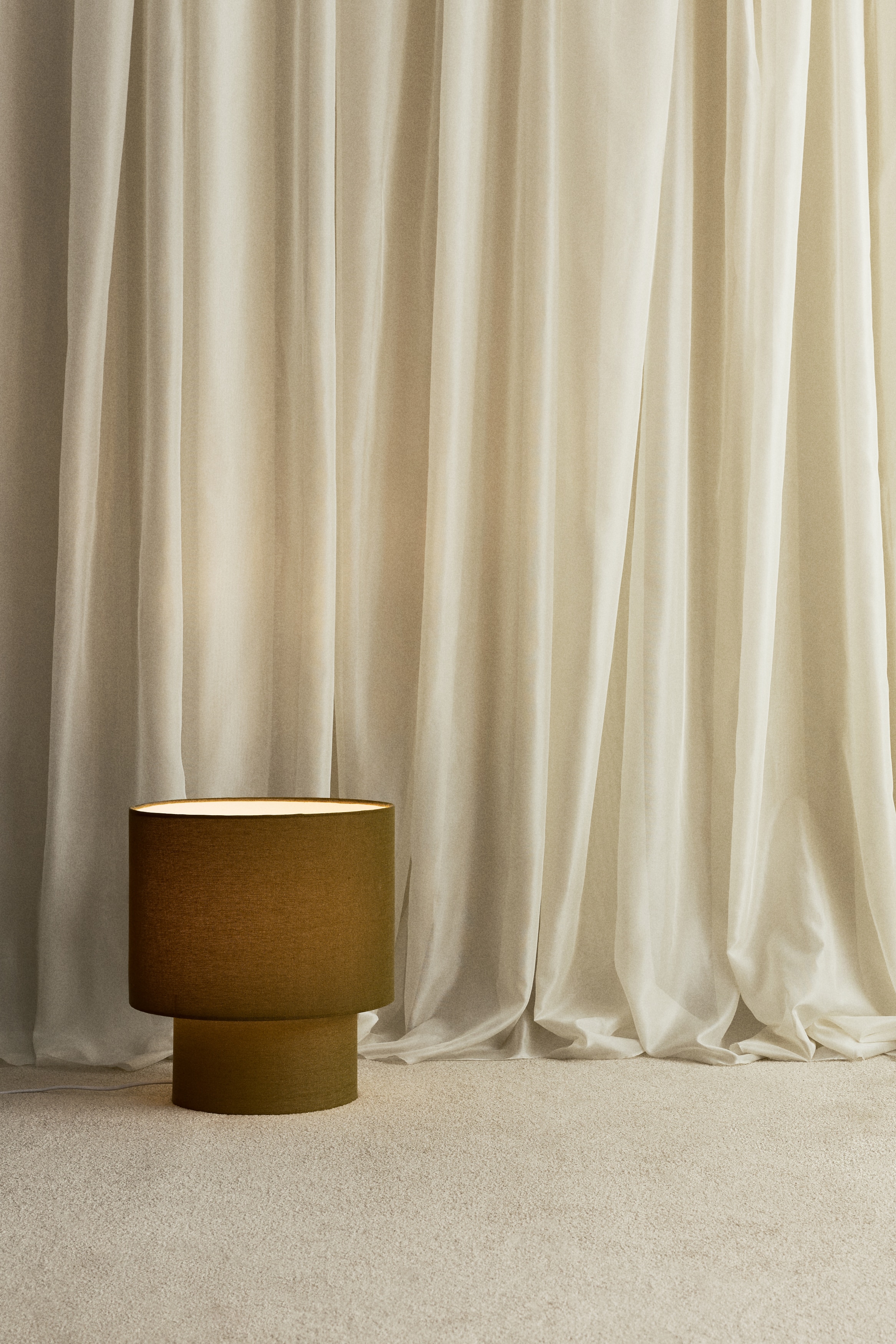 Velká stolní lampa - Světle zelená khaki/Světle béžová/Bílá