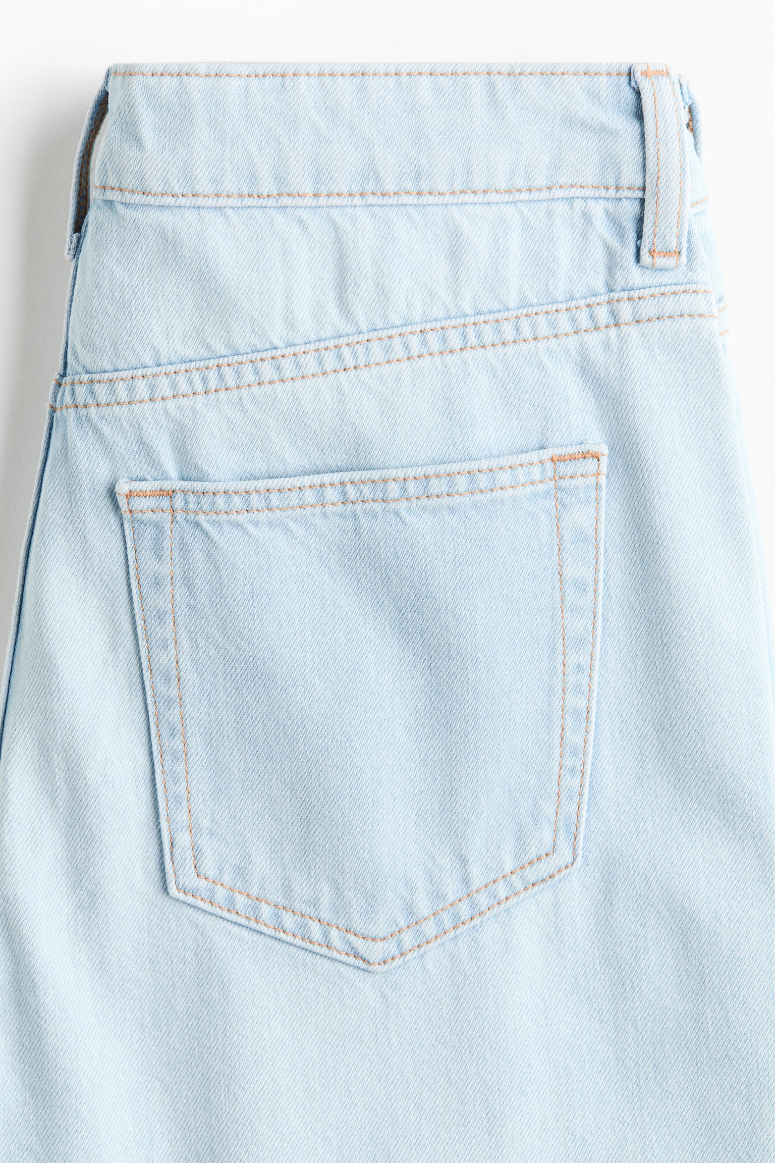 Wide-Leg High-Waist Jeans - 6