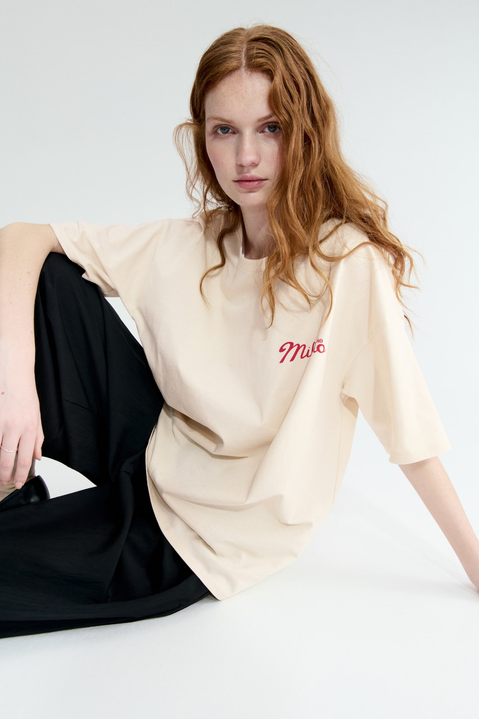 Женская футболка H&M Oversized T-Shirt with Printed Motif, цвет: Светлый бежевый — фото 3