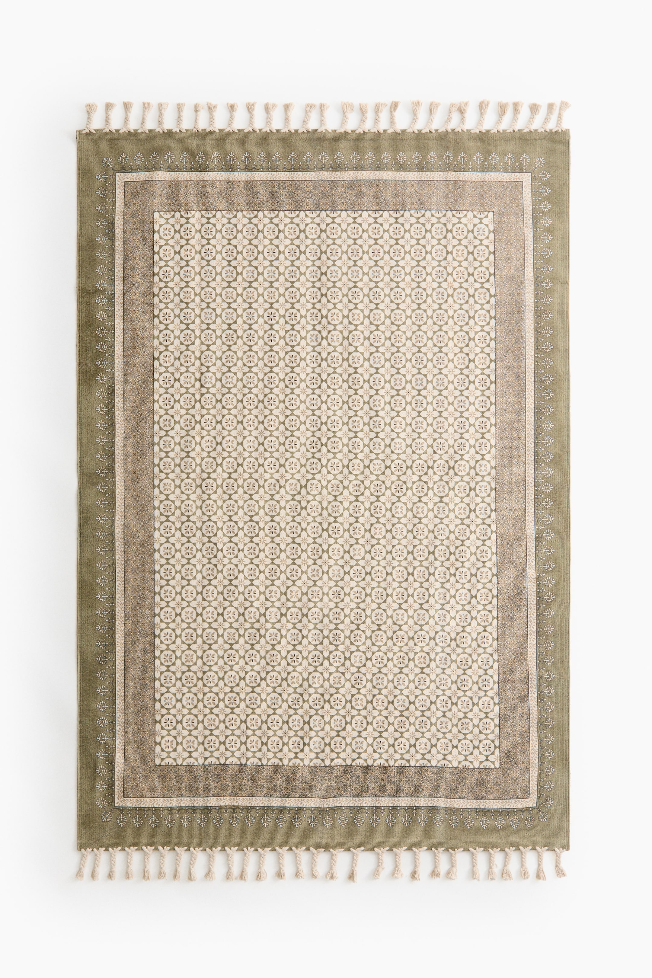 Ver imagen más grande: Alfombra de algodón con flecos - Verde aceituna/Estampado - HOME | H&M ES 1